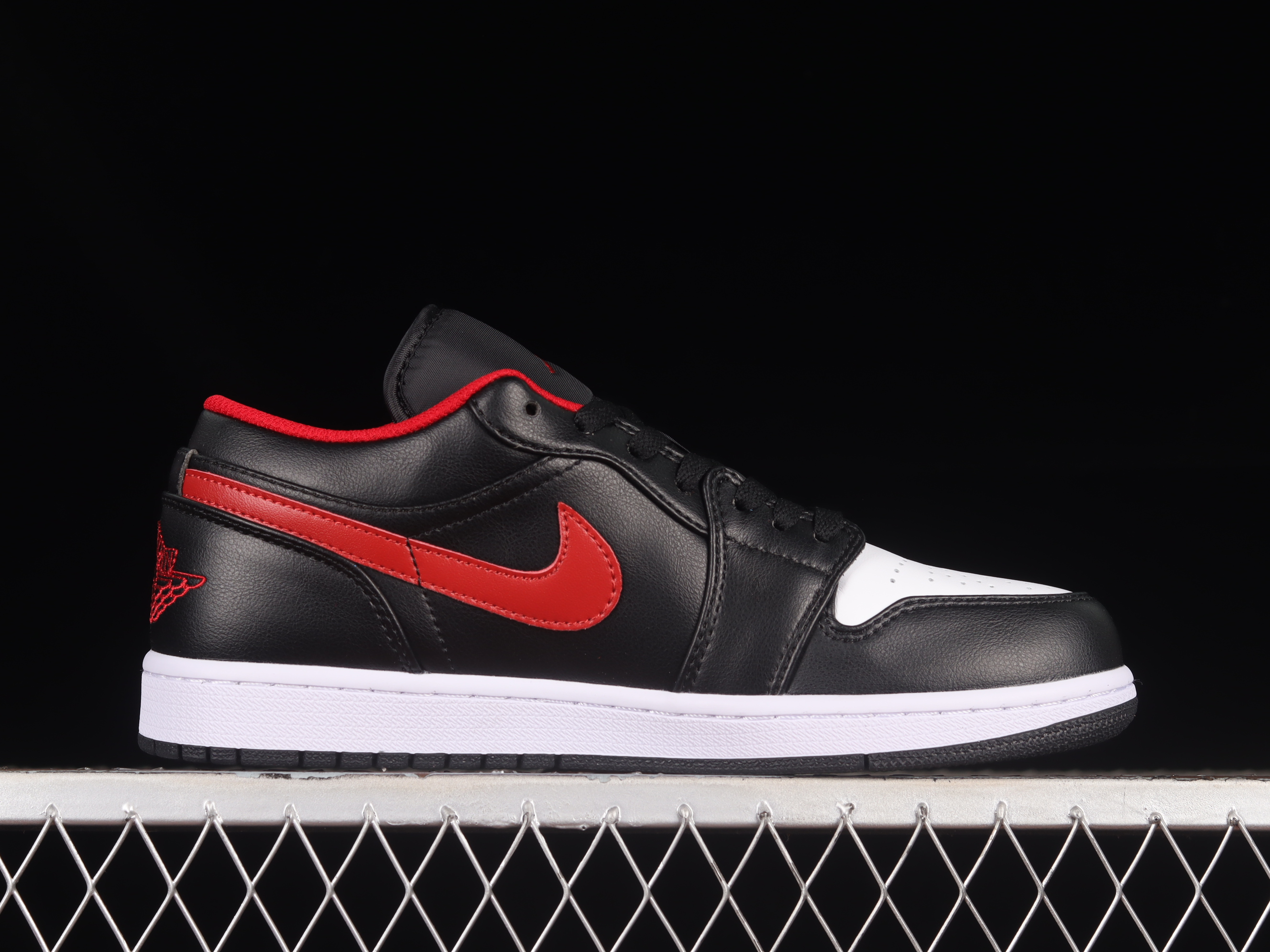 AJ1 low top
