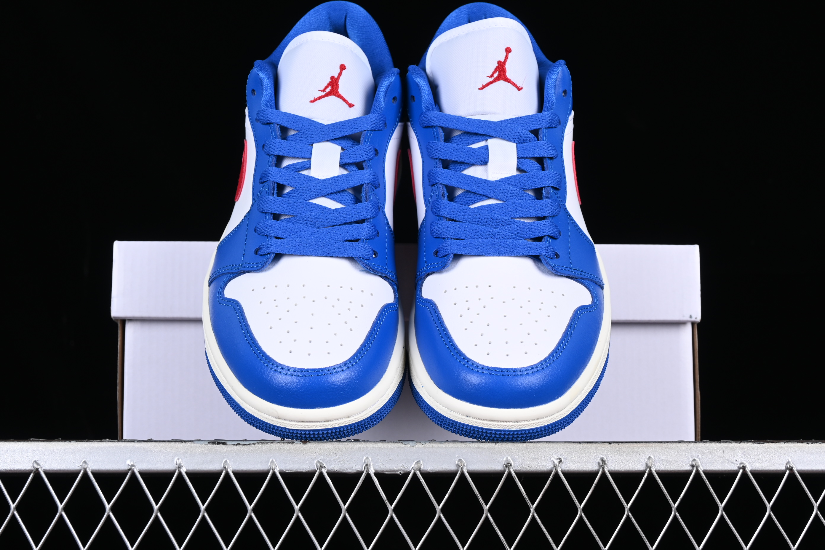 AJ1 low top