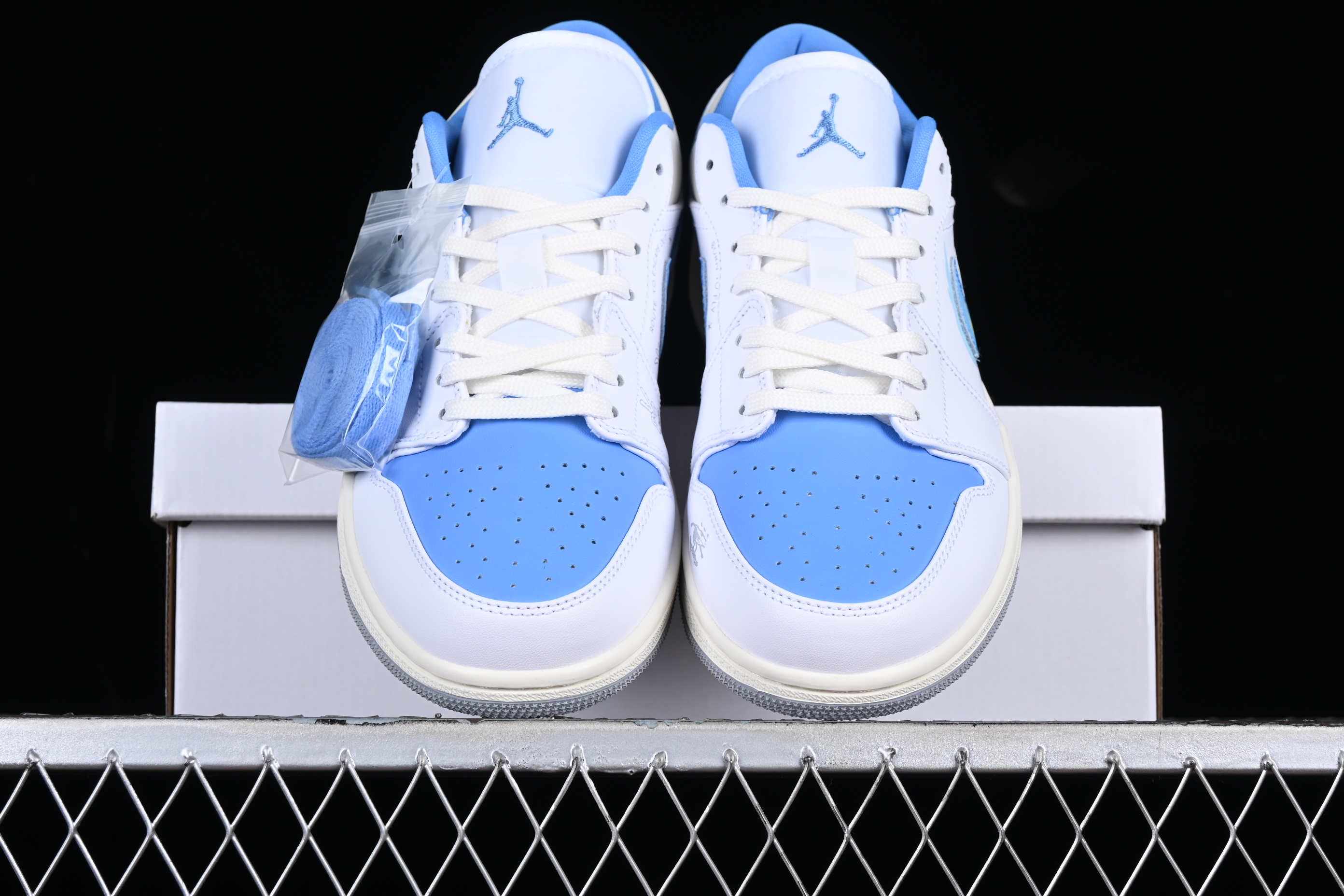 AJ1 low top