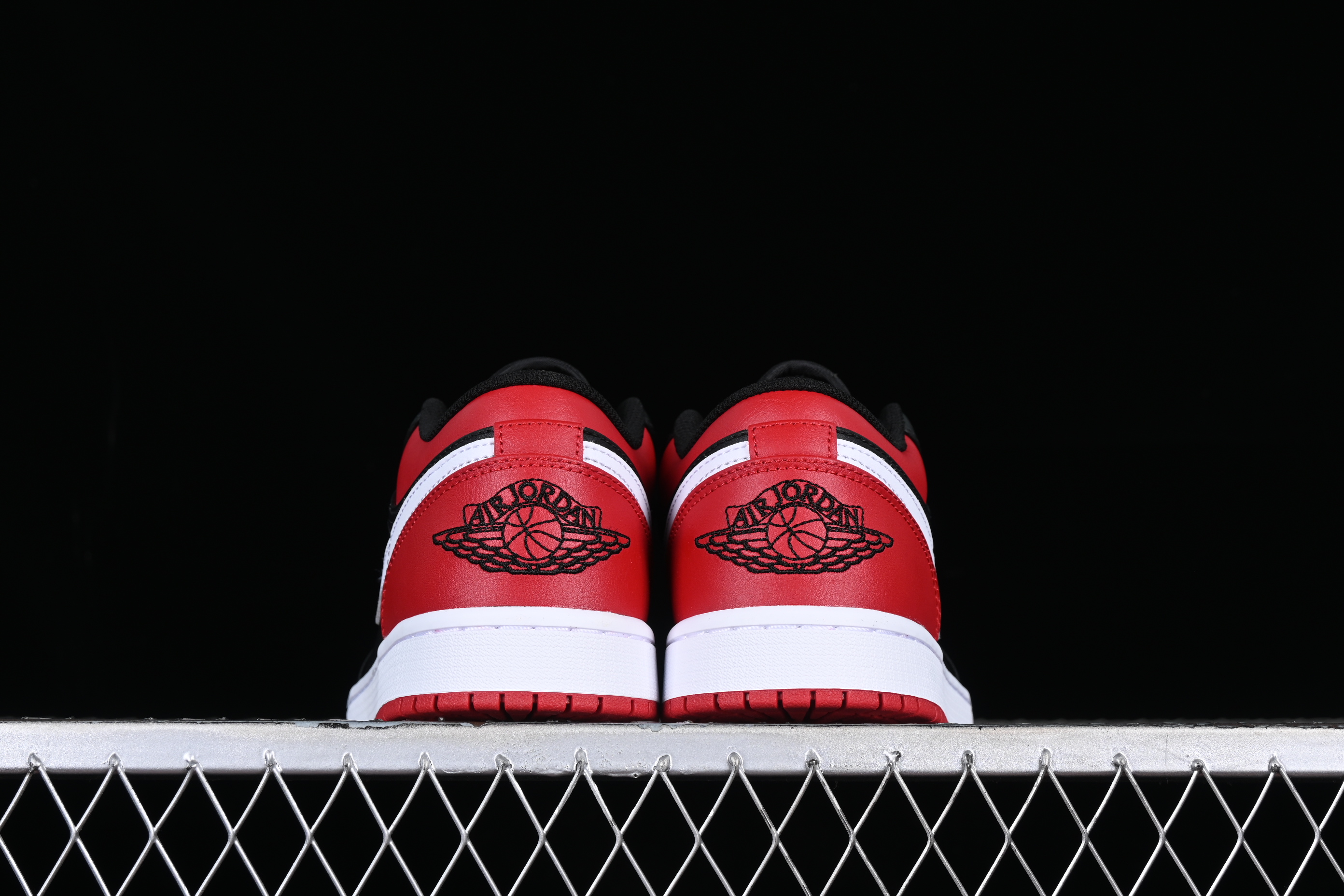 AJ1 low top
