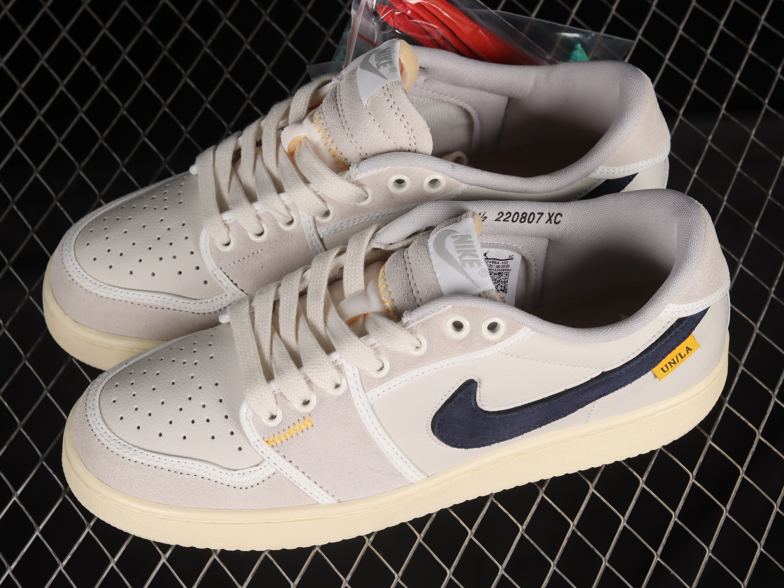 AJ1 low top