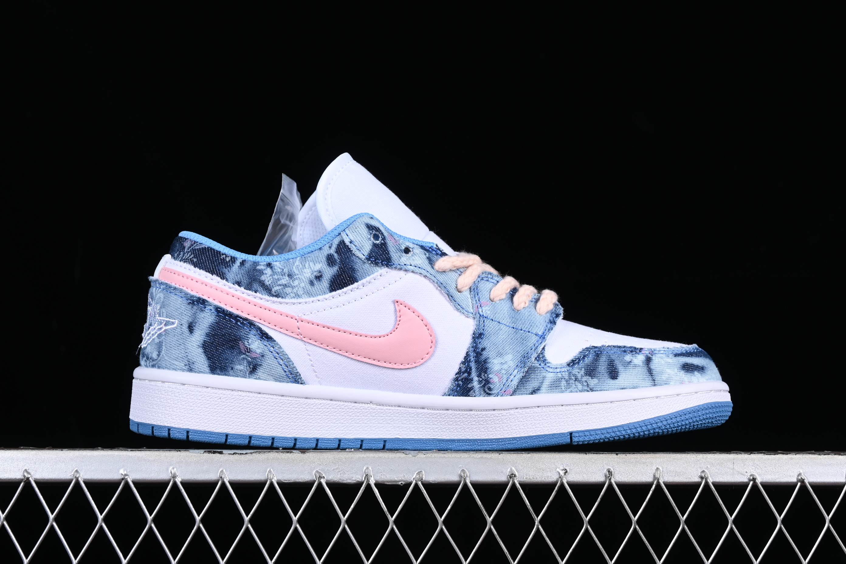 AJ1 low top