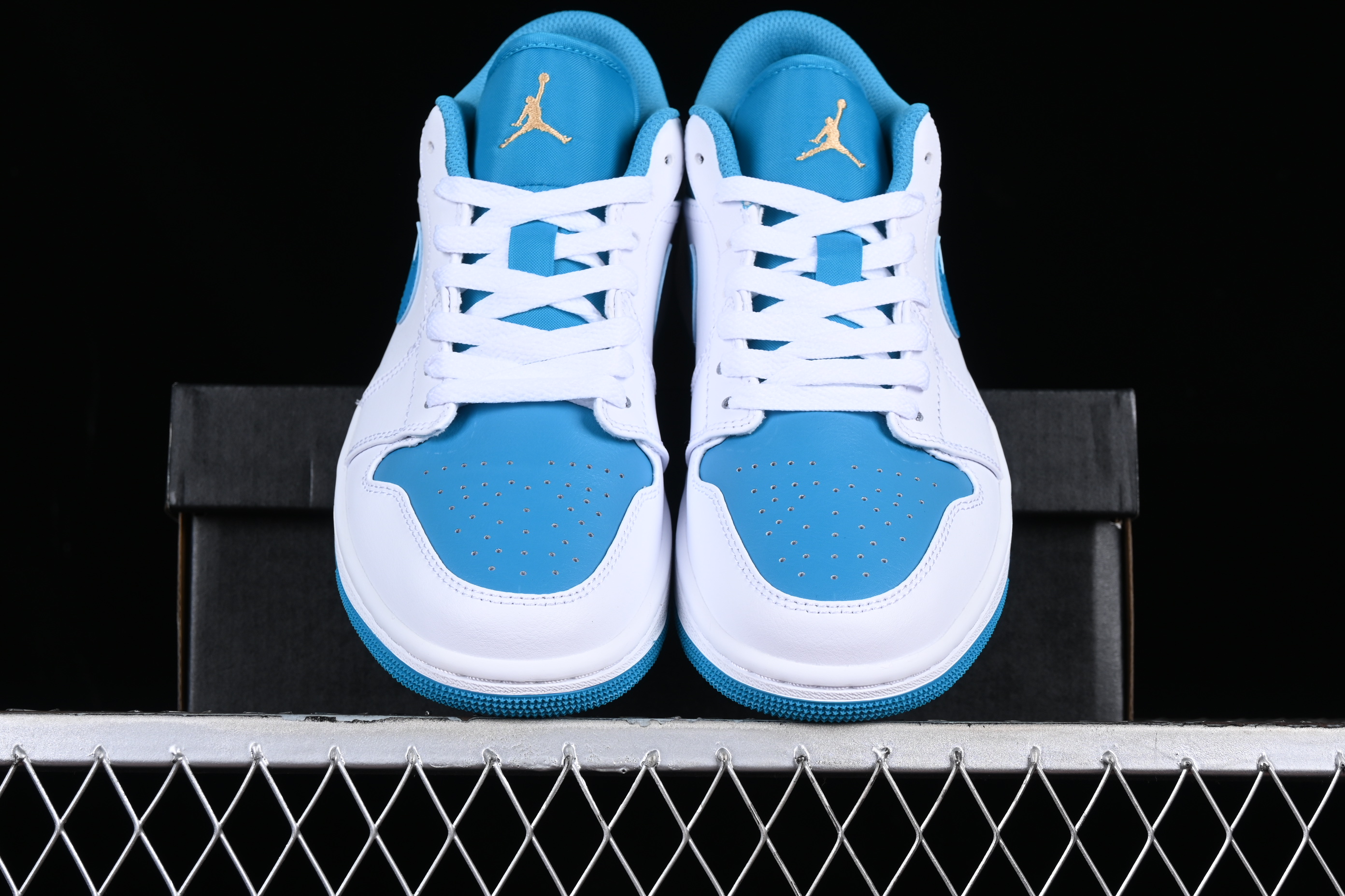 AJ1 low top