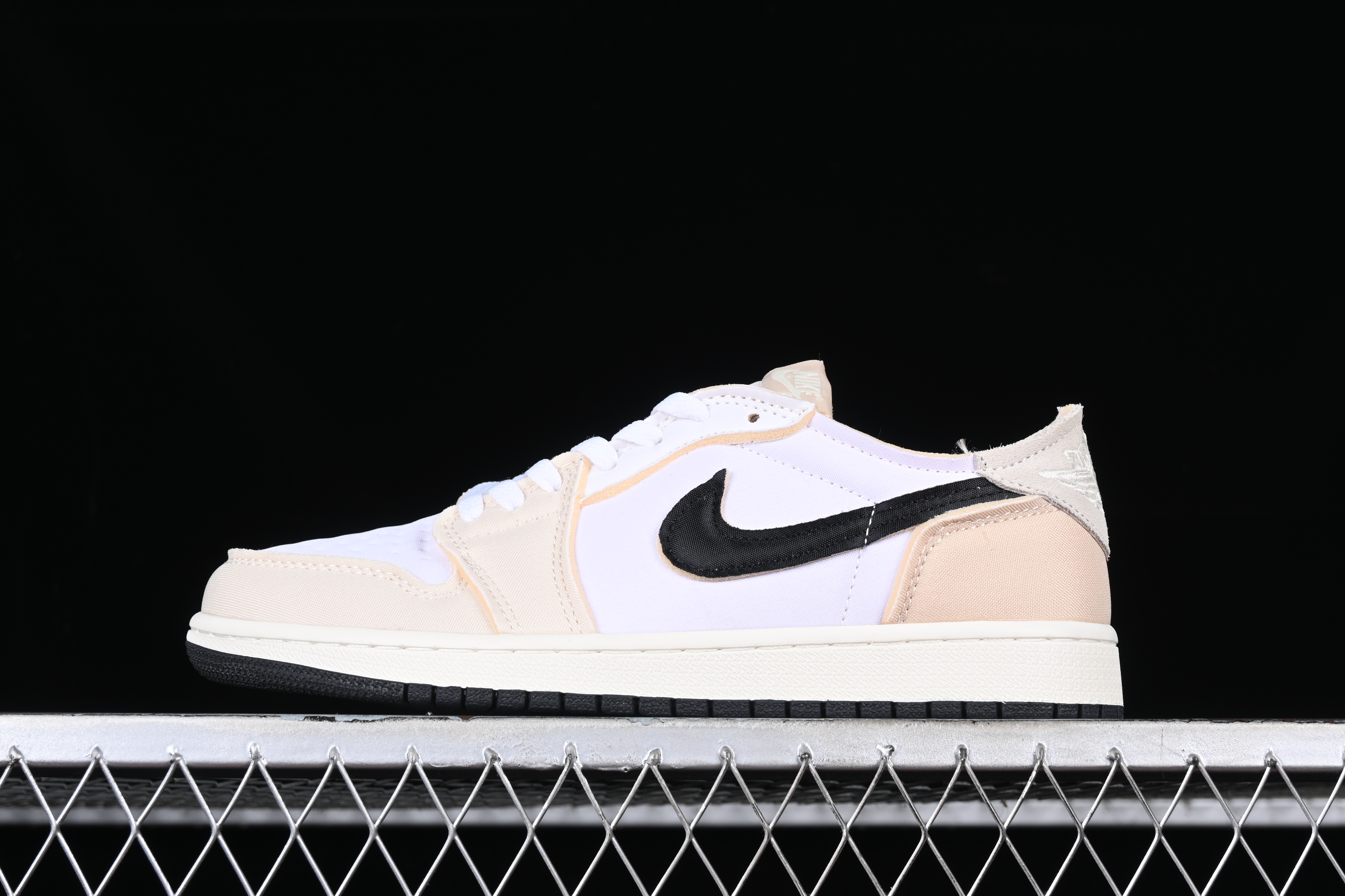 AJ1 low top