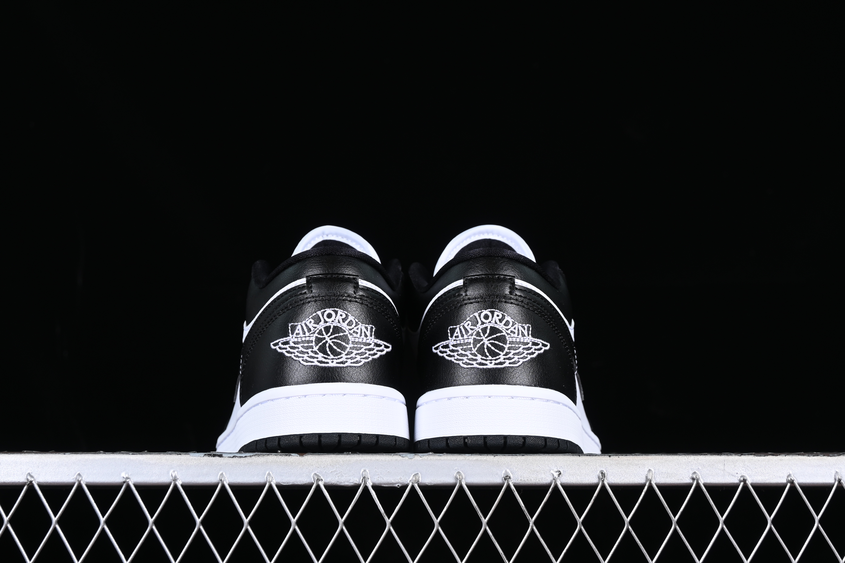 AJ1 low top