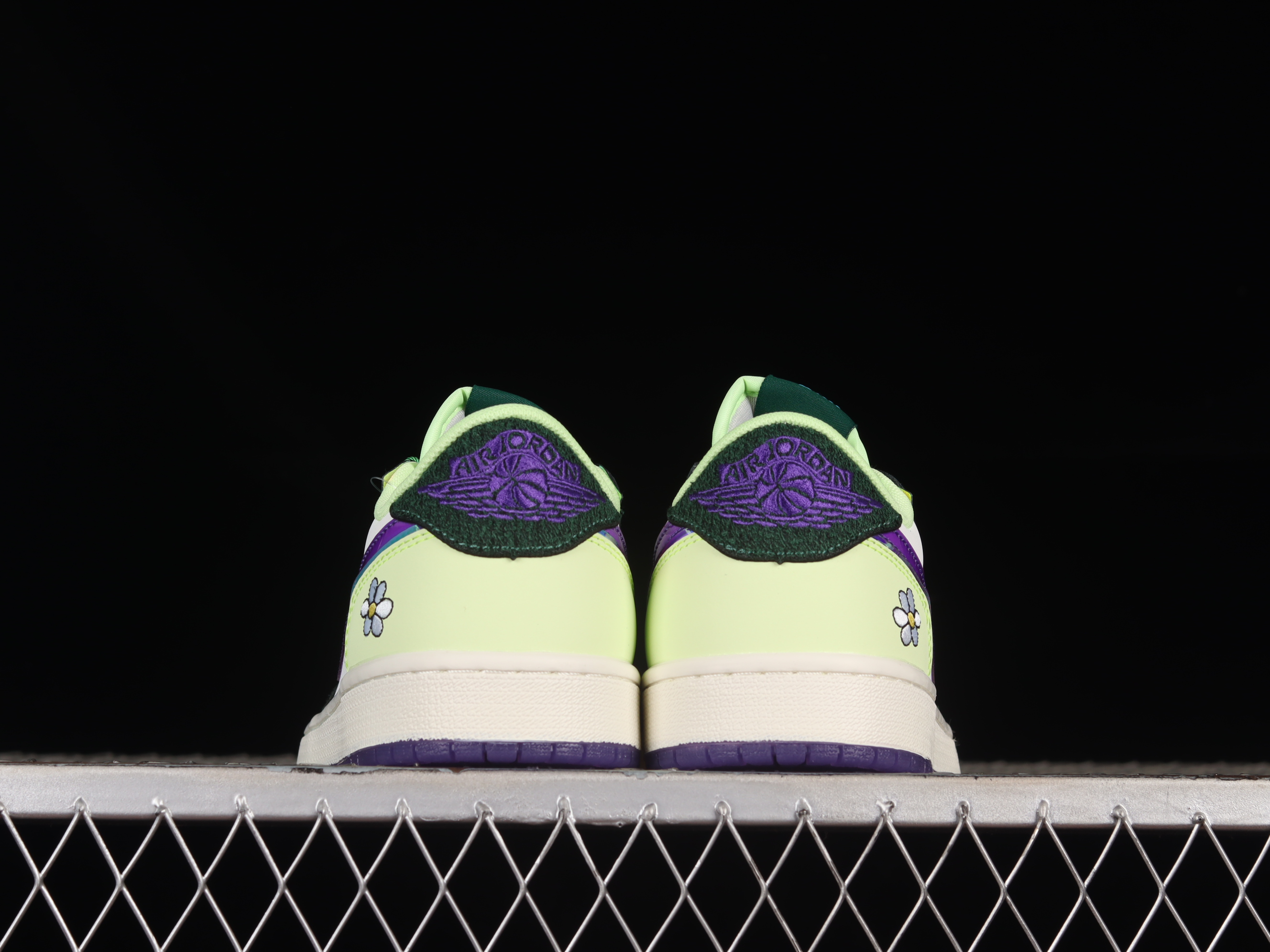 AJ1 low top