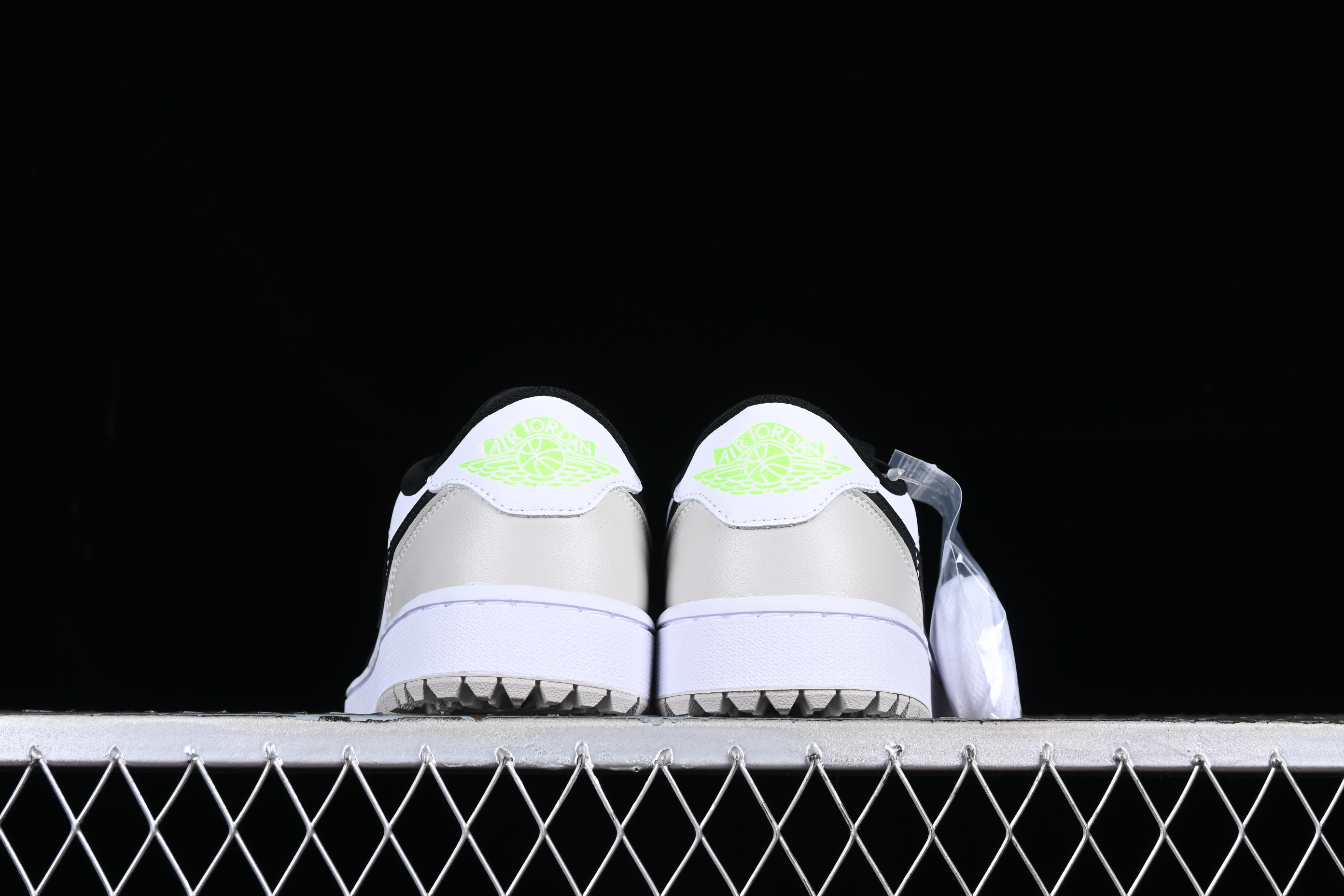 AJ1 low top