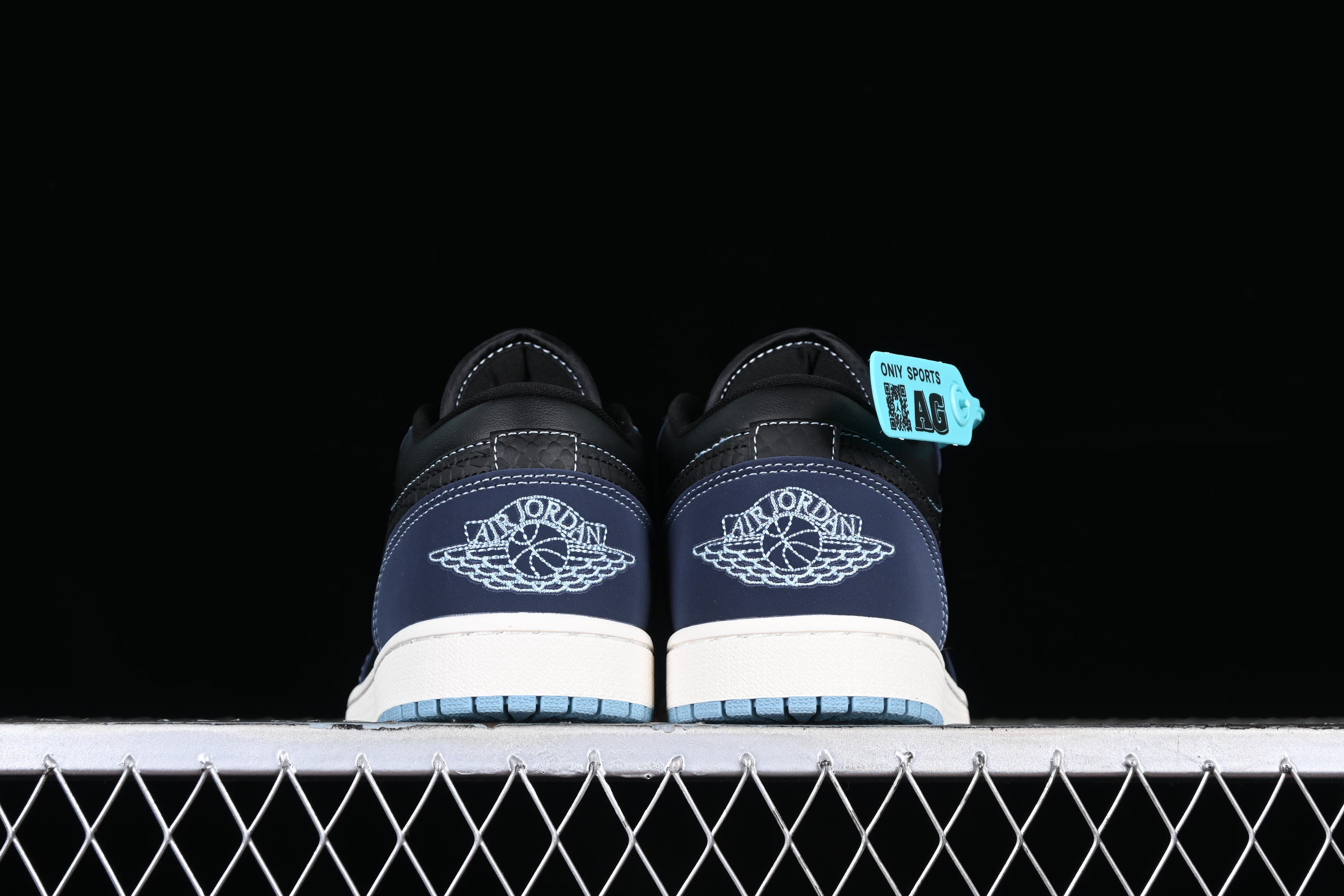 AJ1 low top
