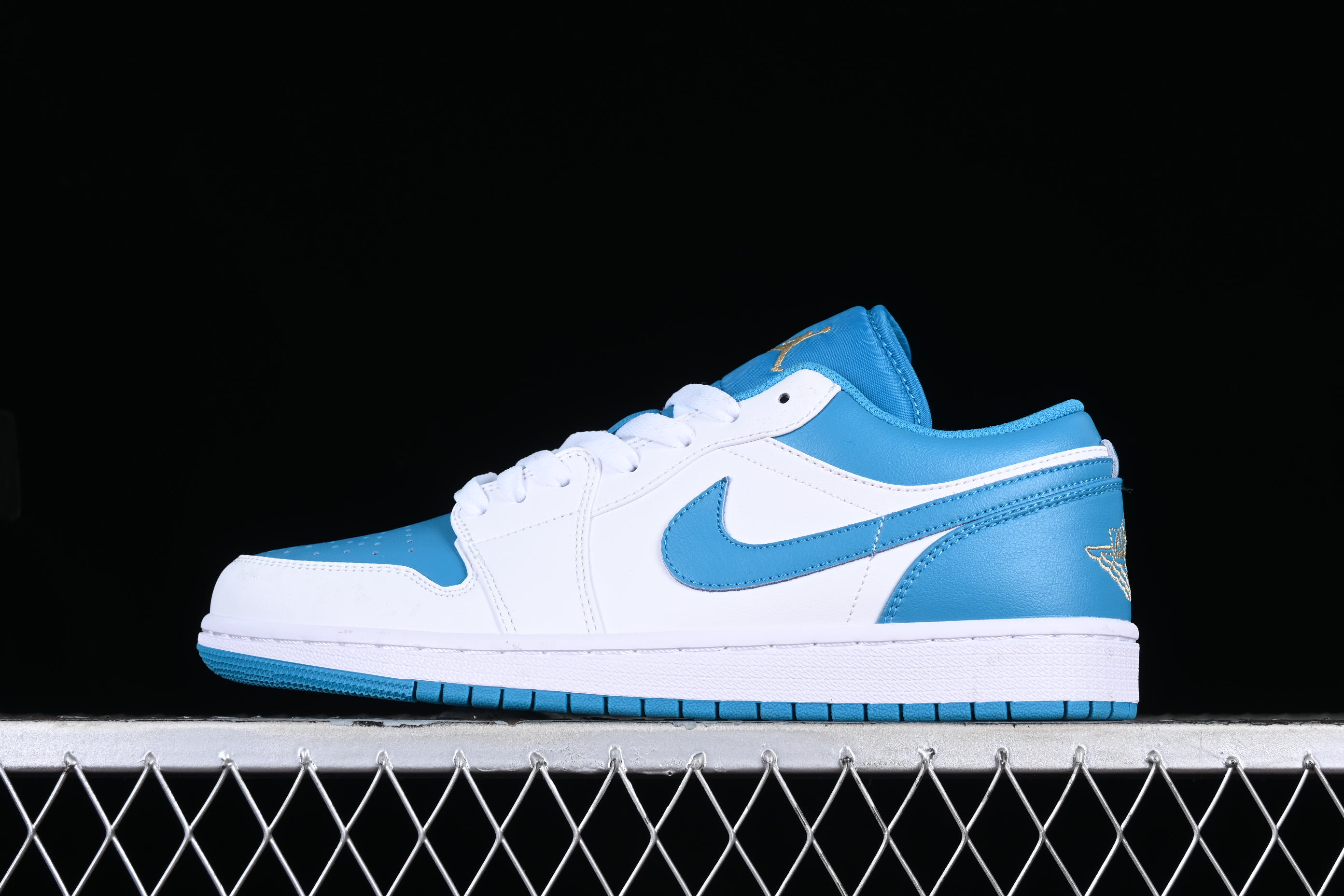 AJ1 low top