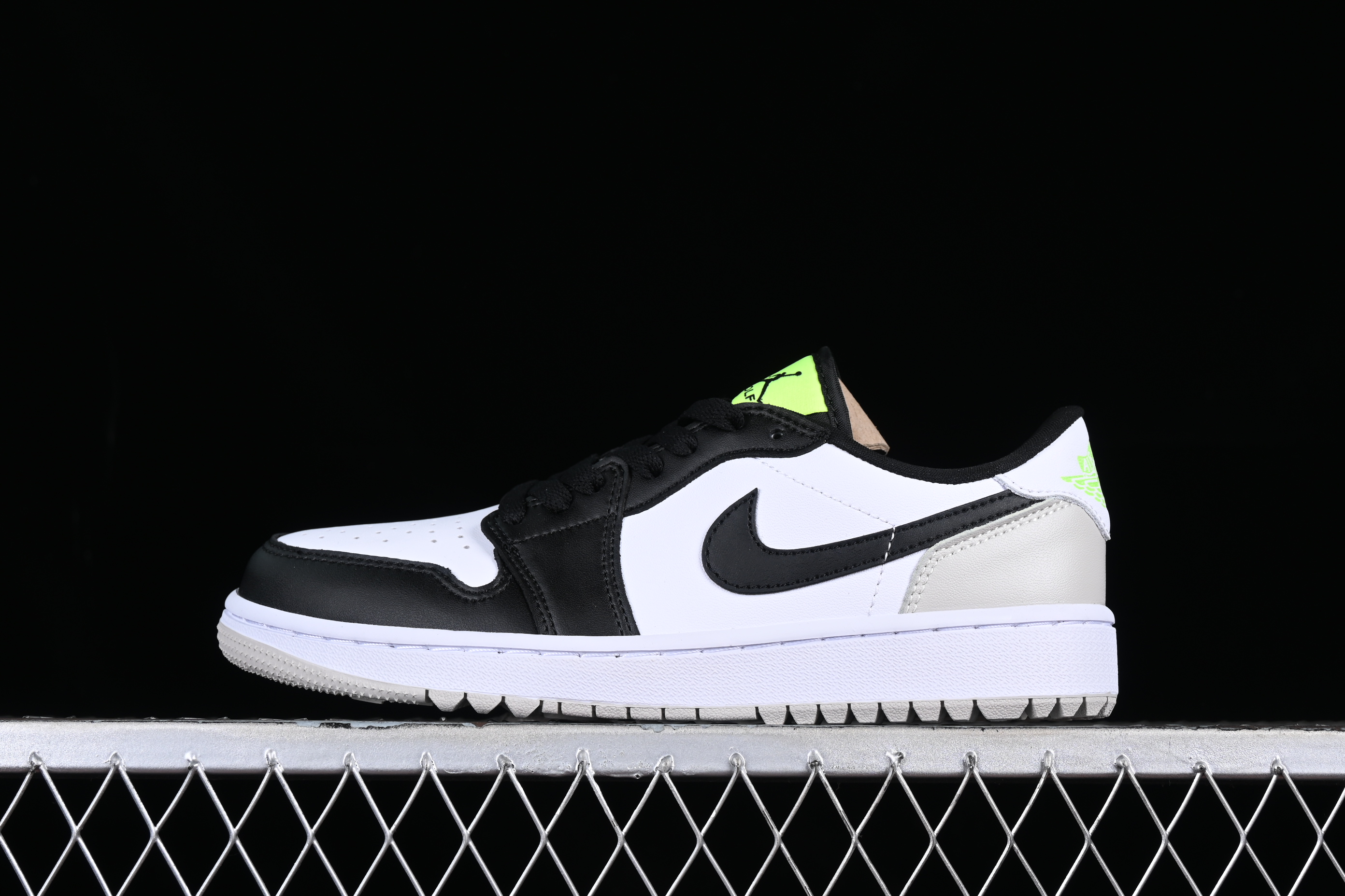 AJ1 low top
