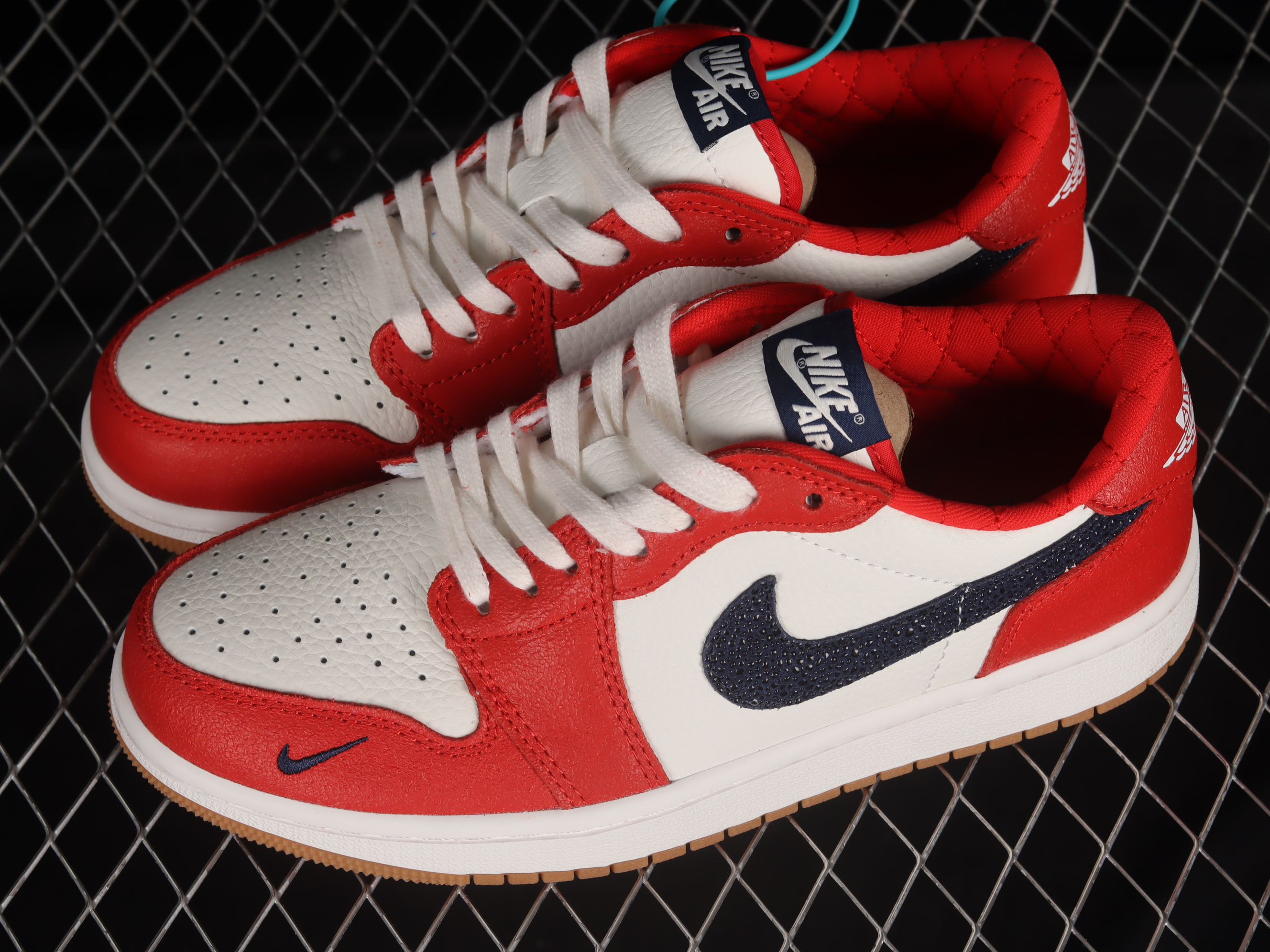 AJ1 low top