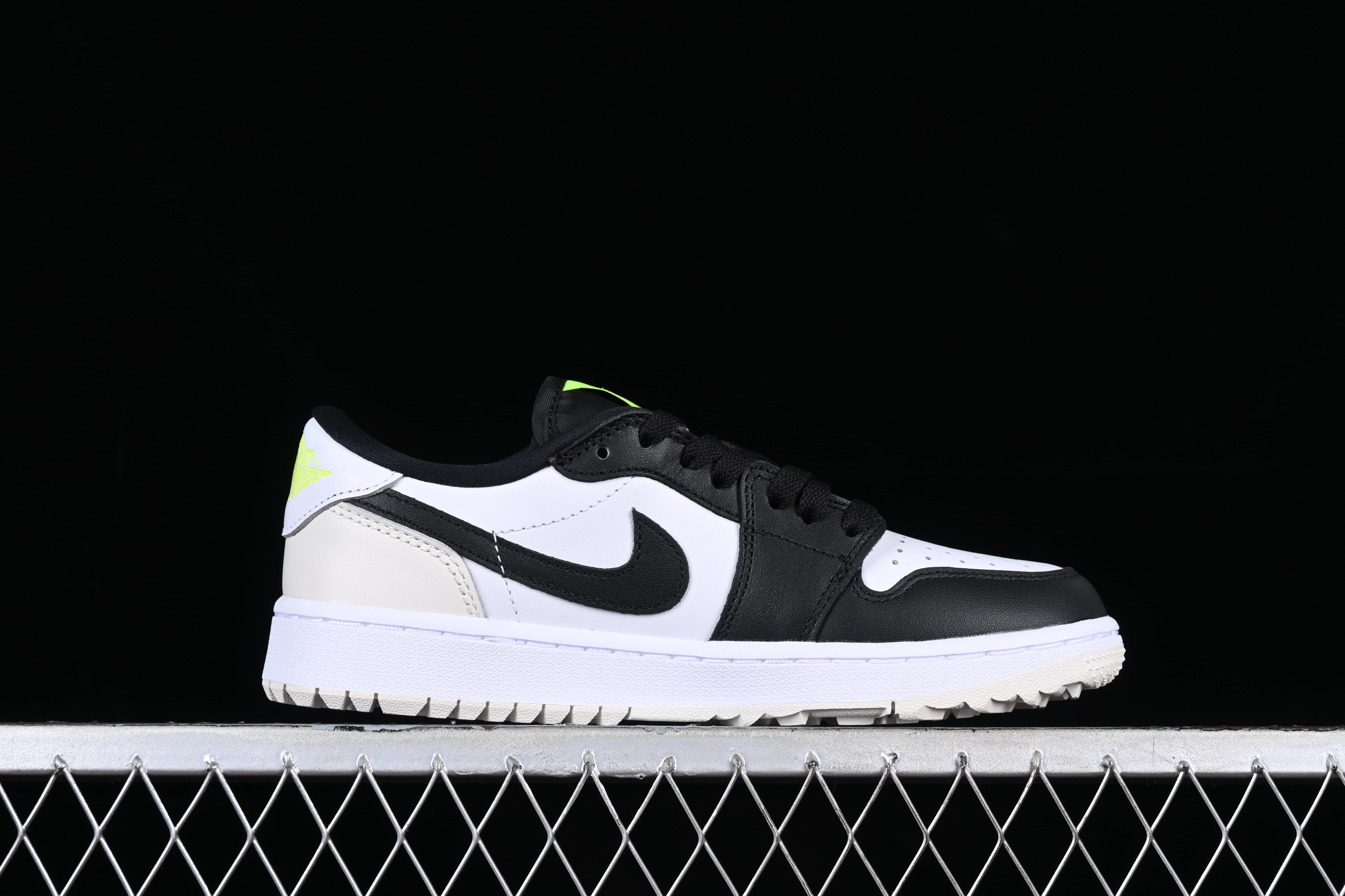 AJ1 low top