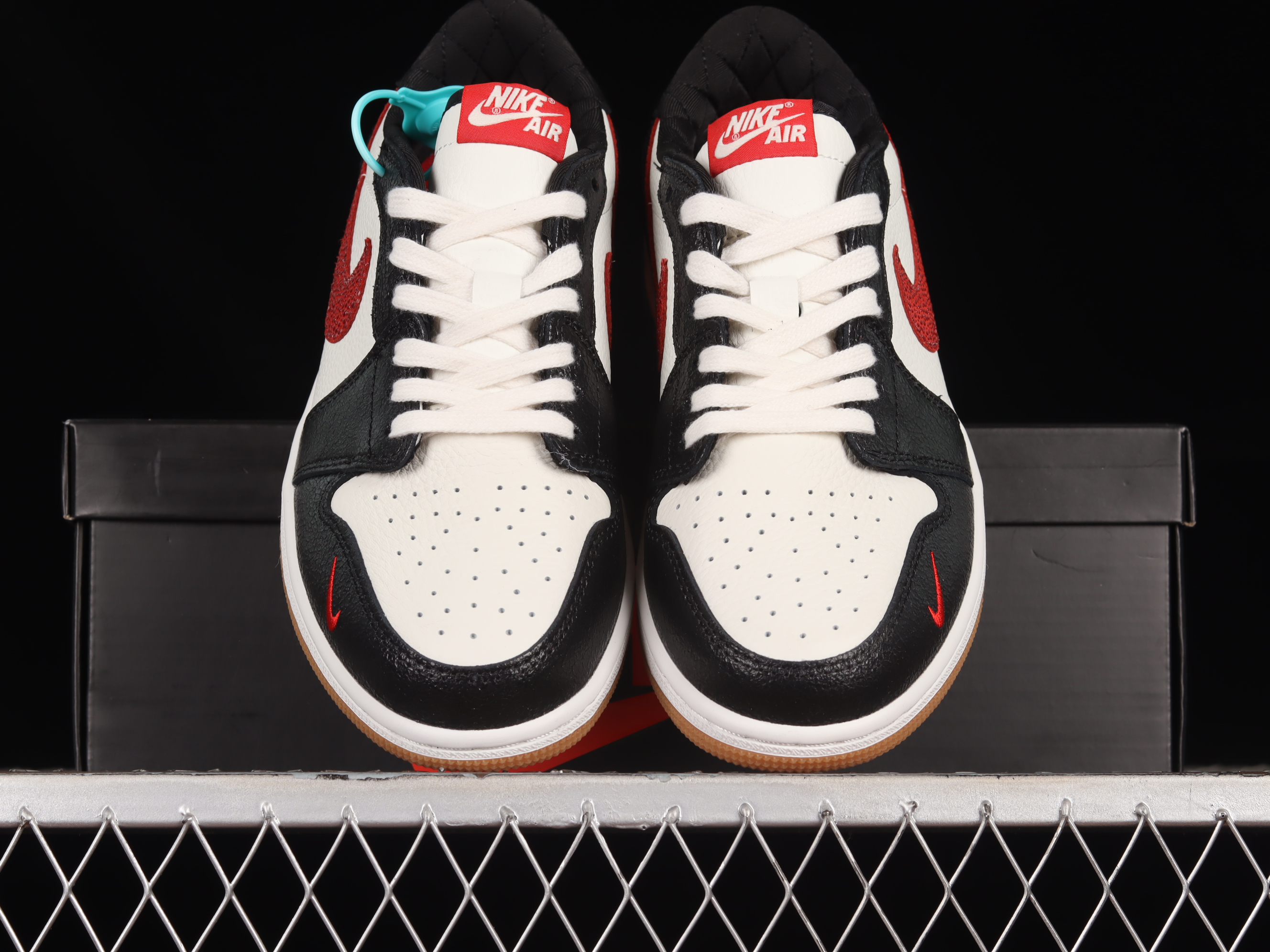 AJ1 low top