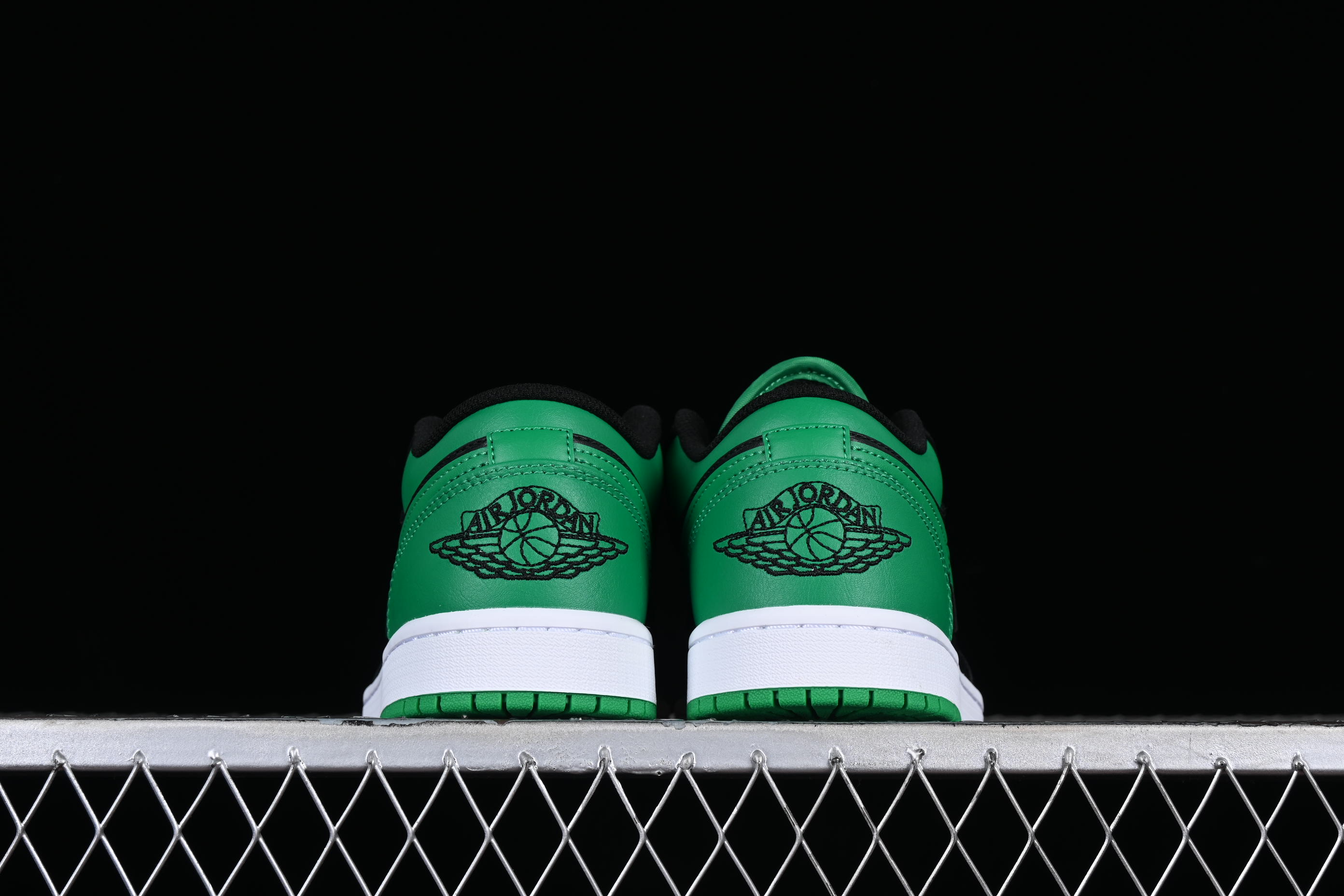 AJ1 low top