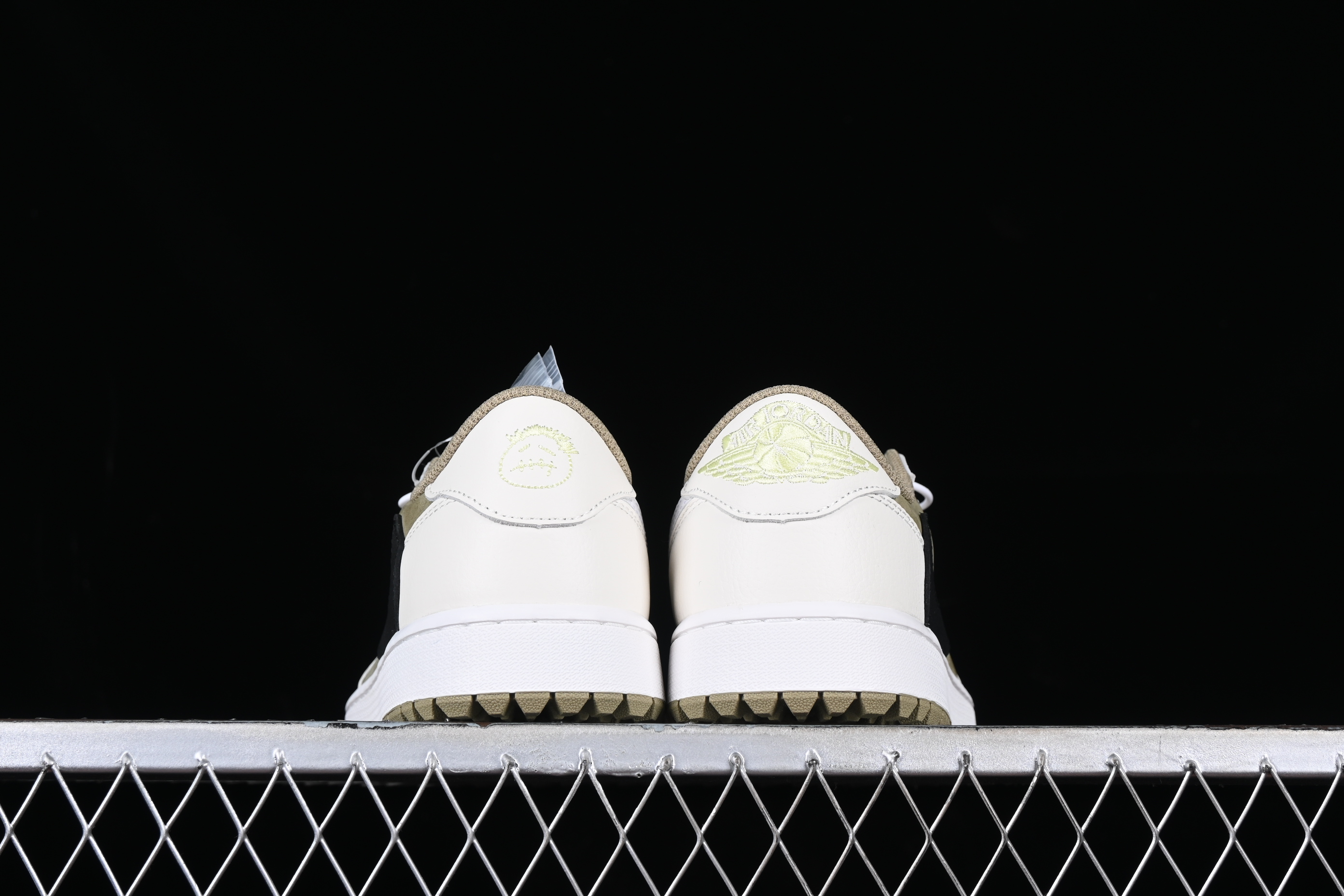 AJ1 low top