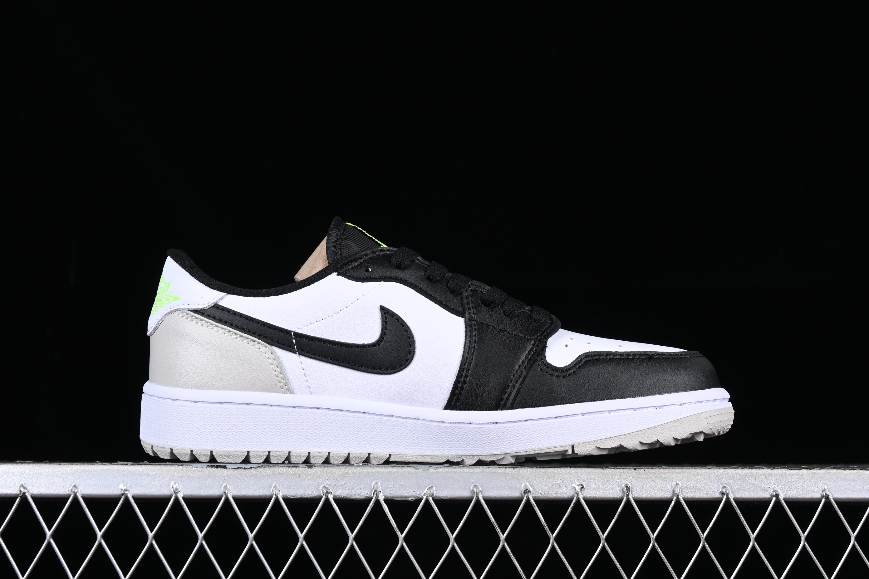 AJ1 low top