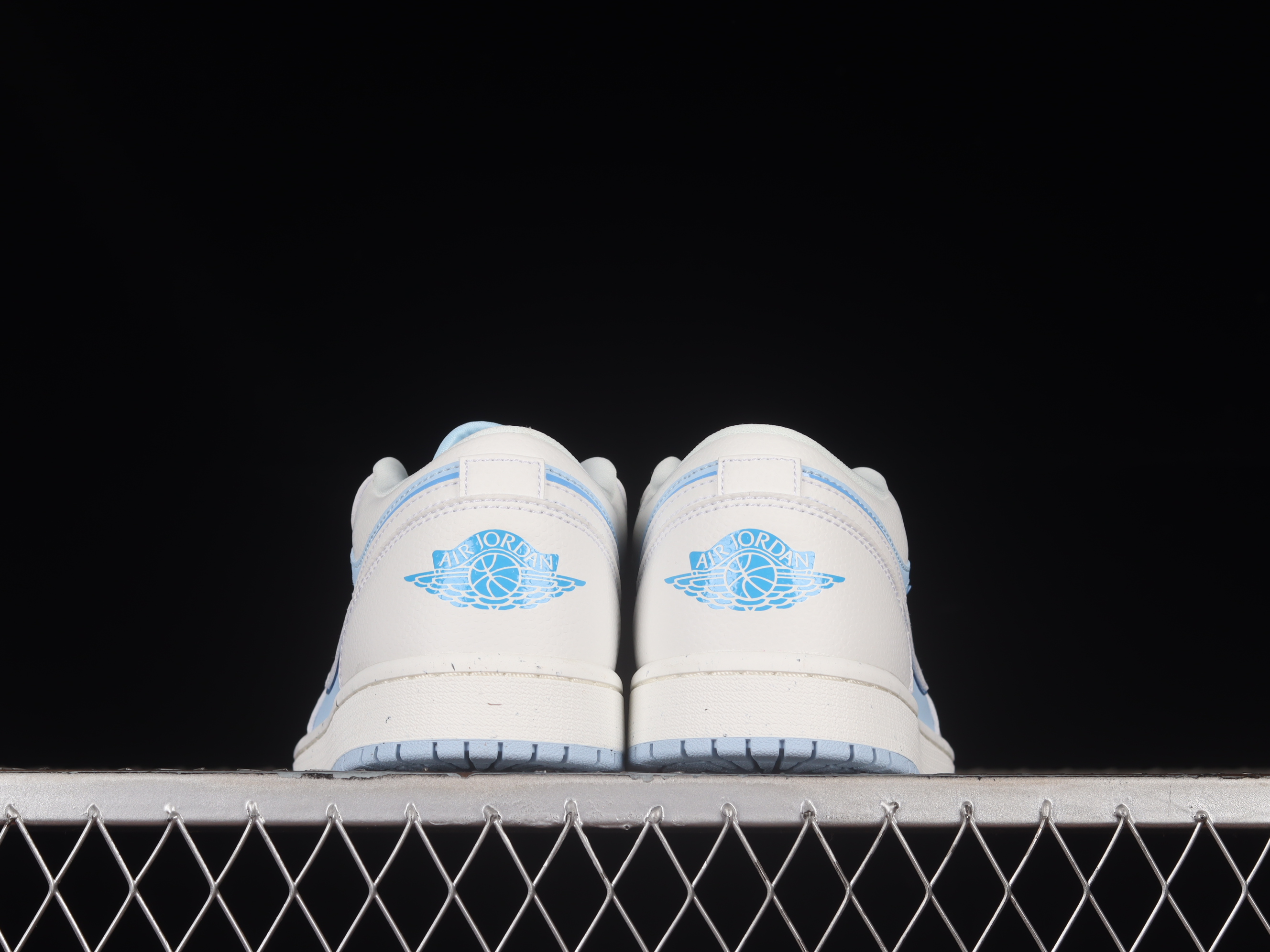 AJ1 low top