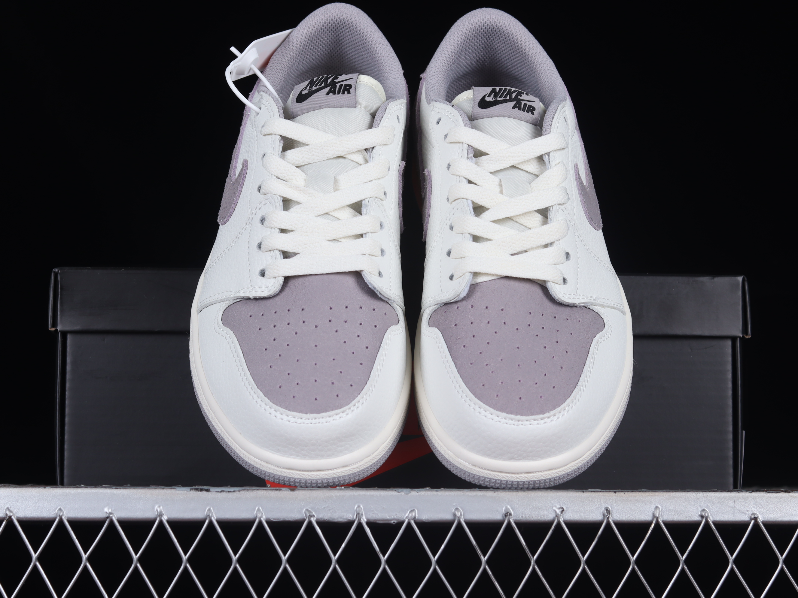 AJ1 low top