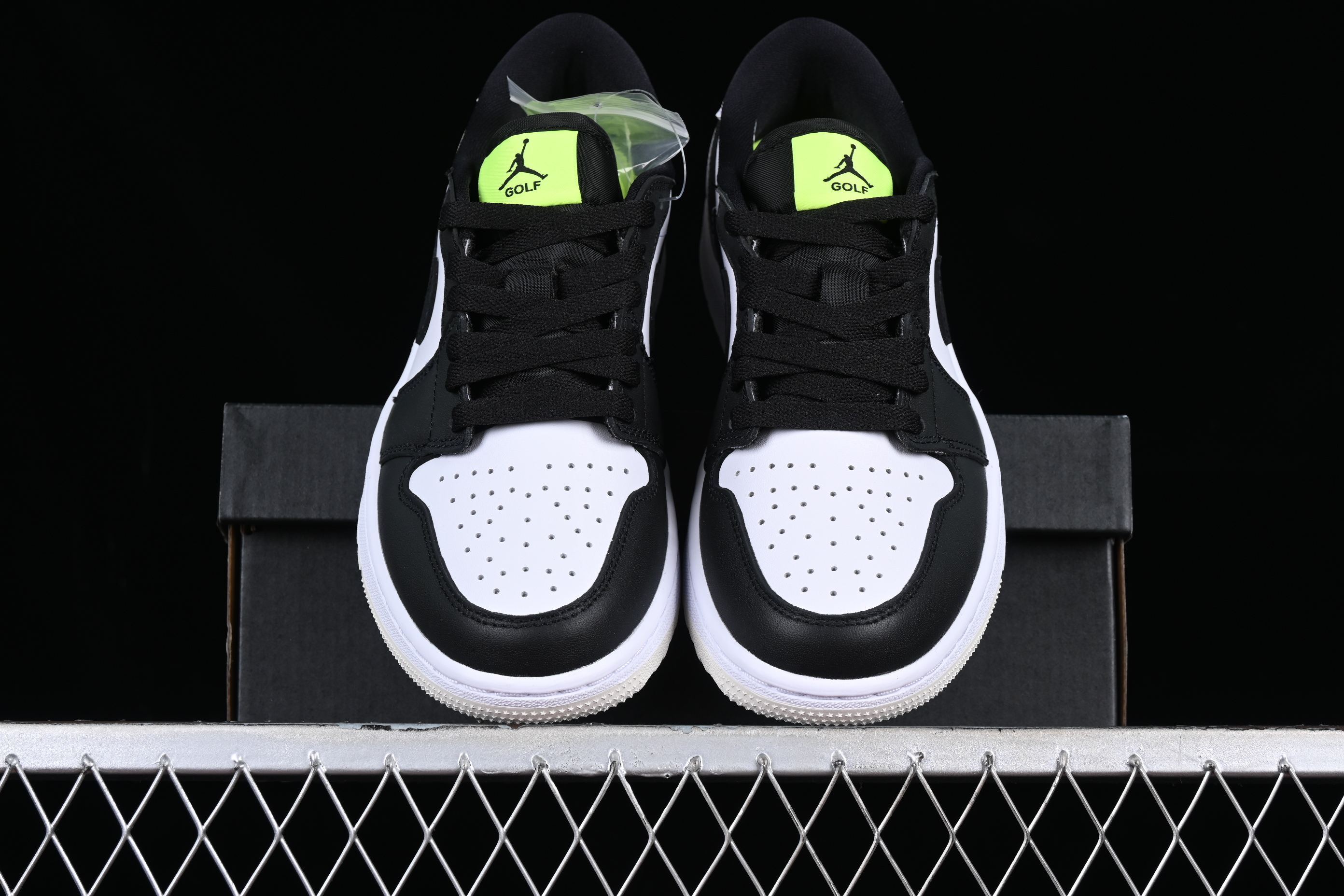 AJ1 low top