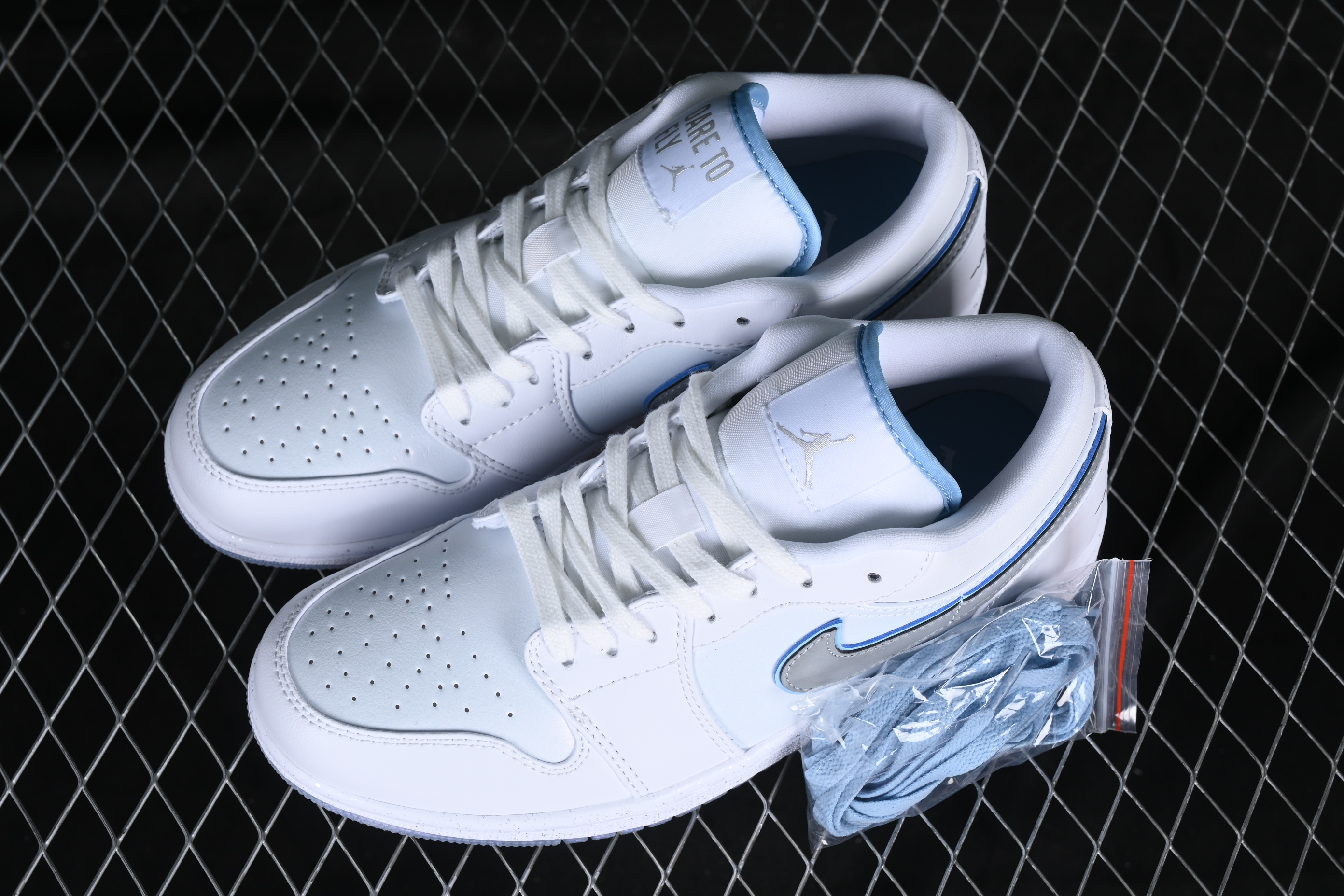AJ1 low top