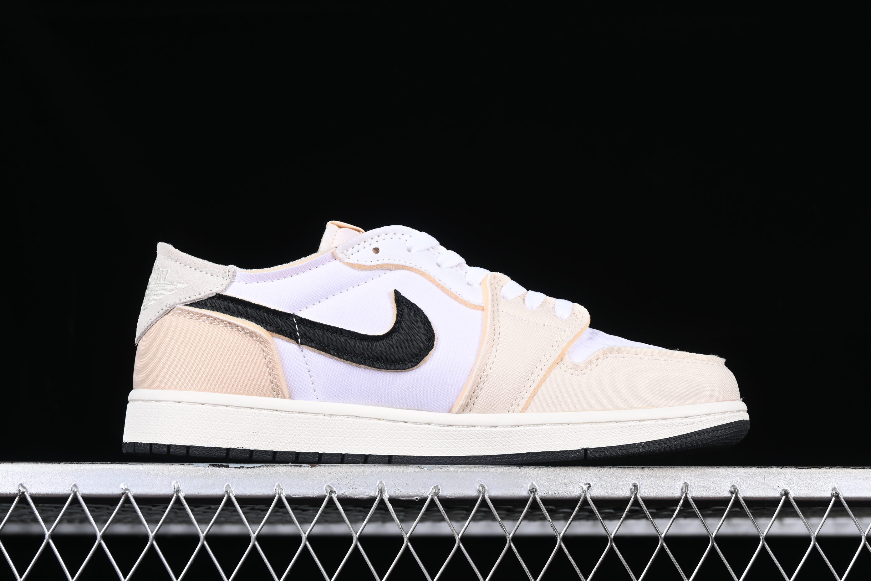 AJ1 low top