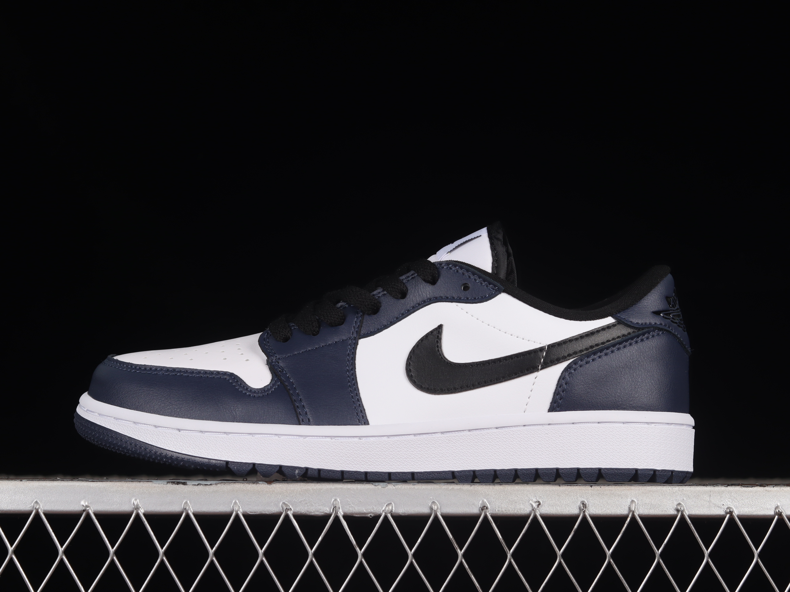 AJ1 low top