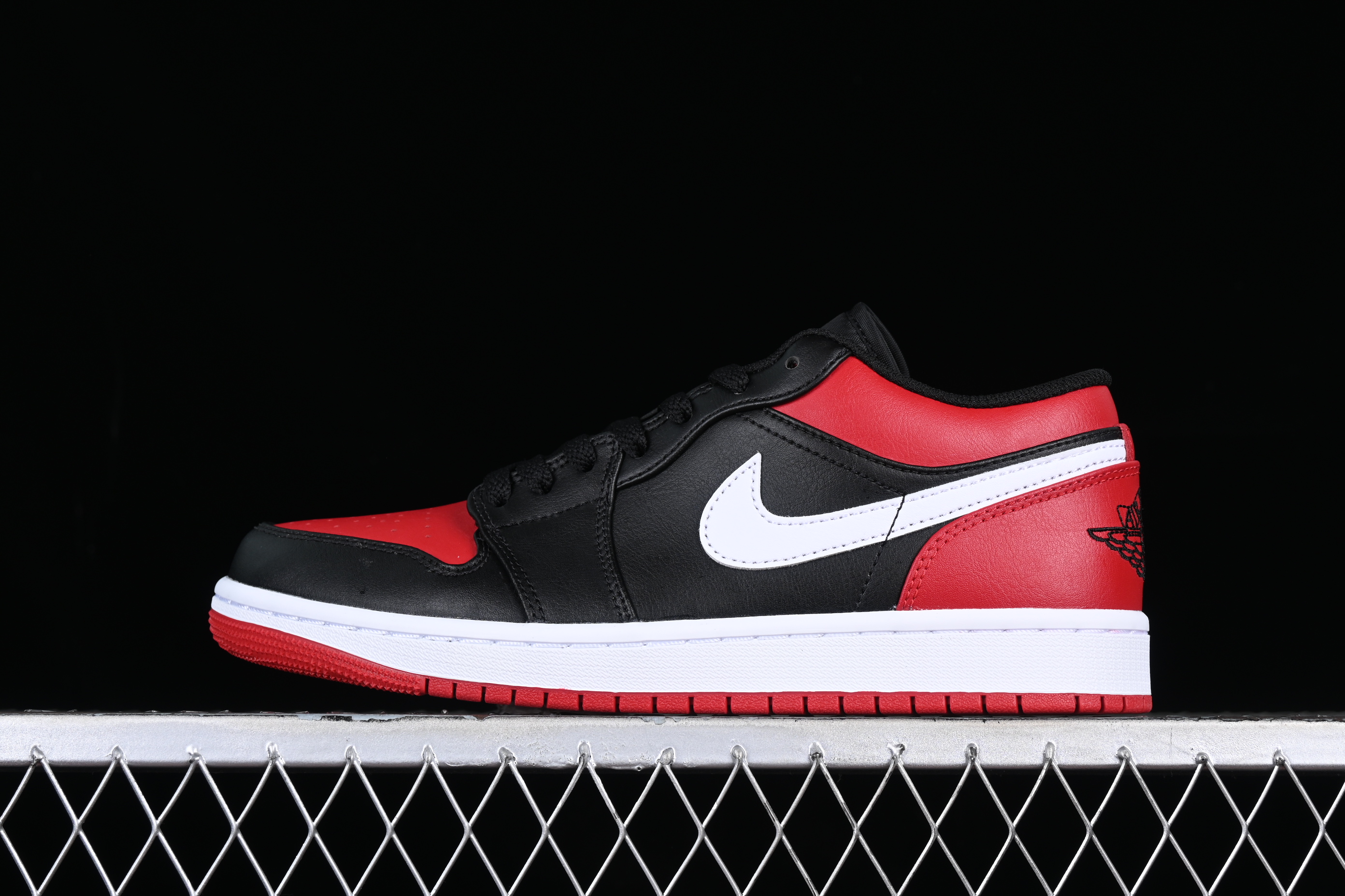 AJ1 low top