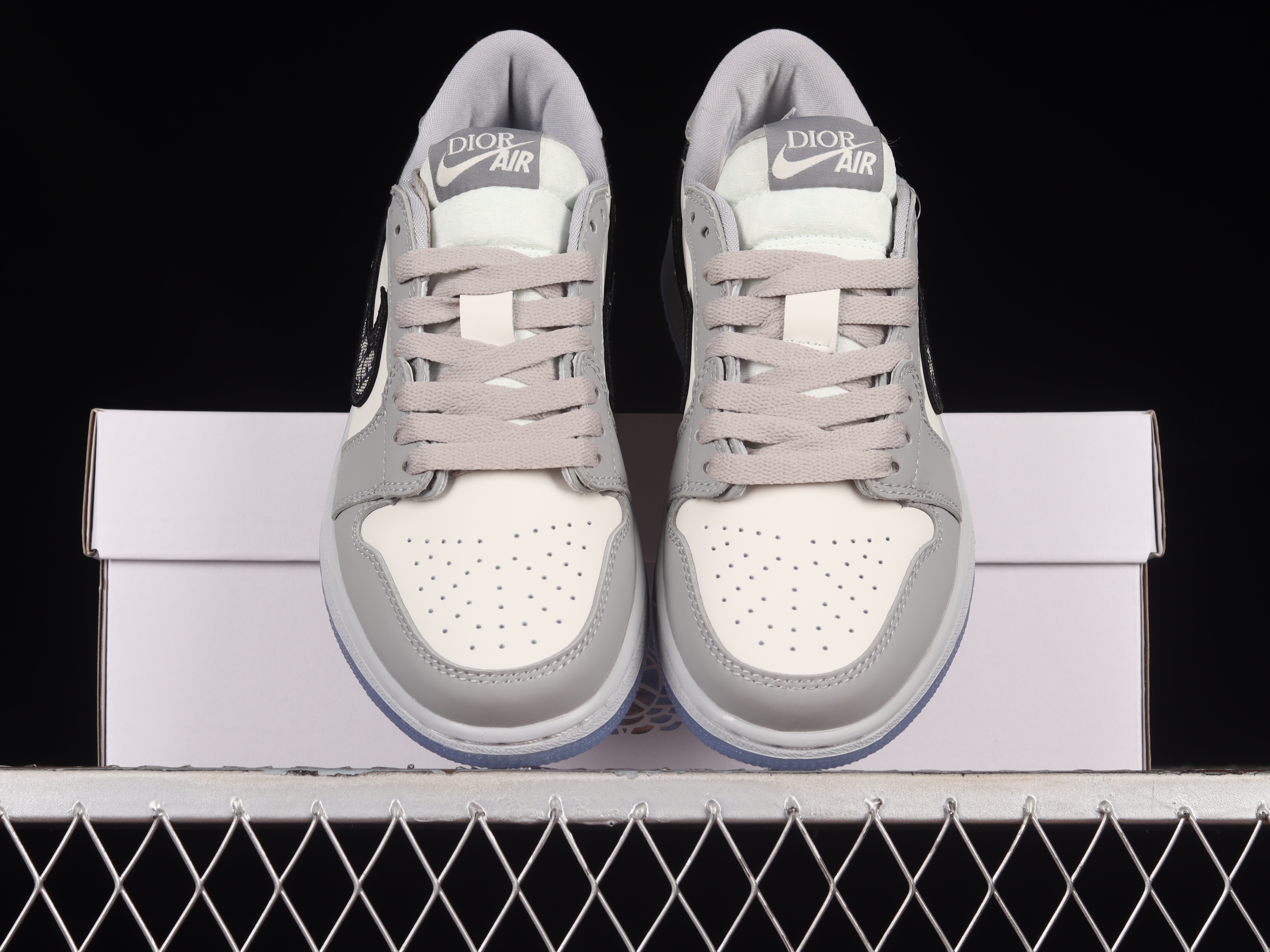 AJ1 low top