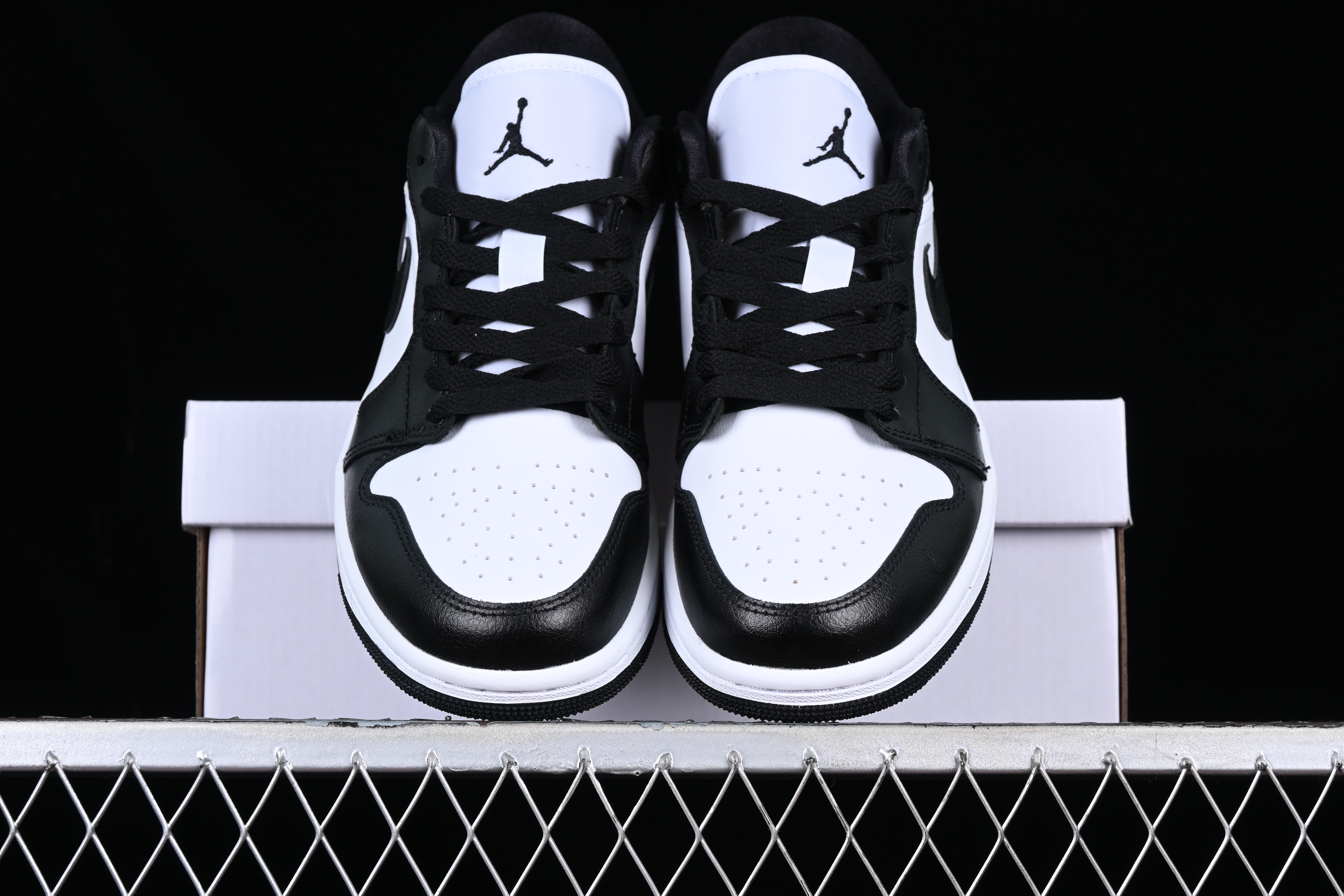 AJ1 low top