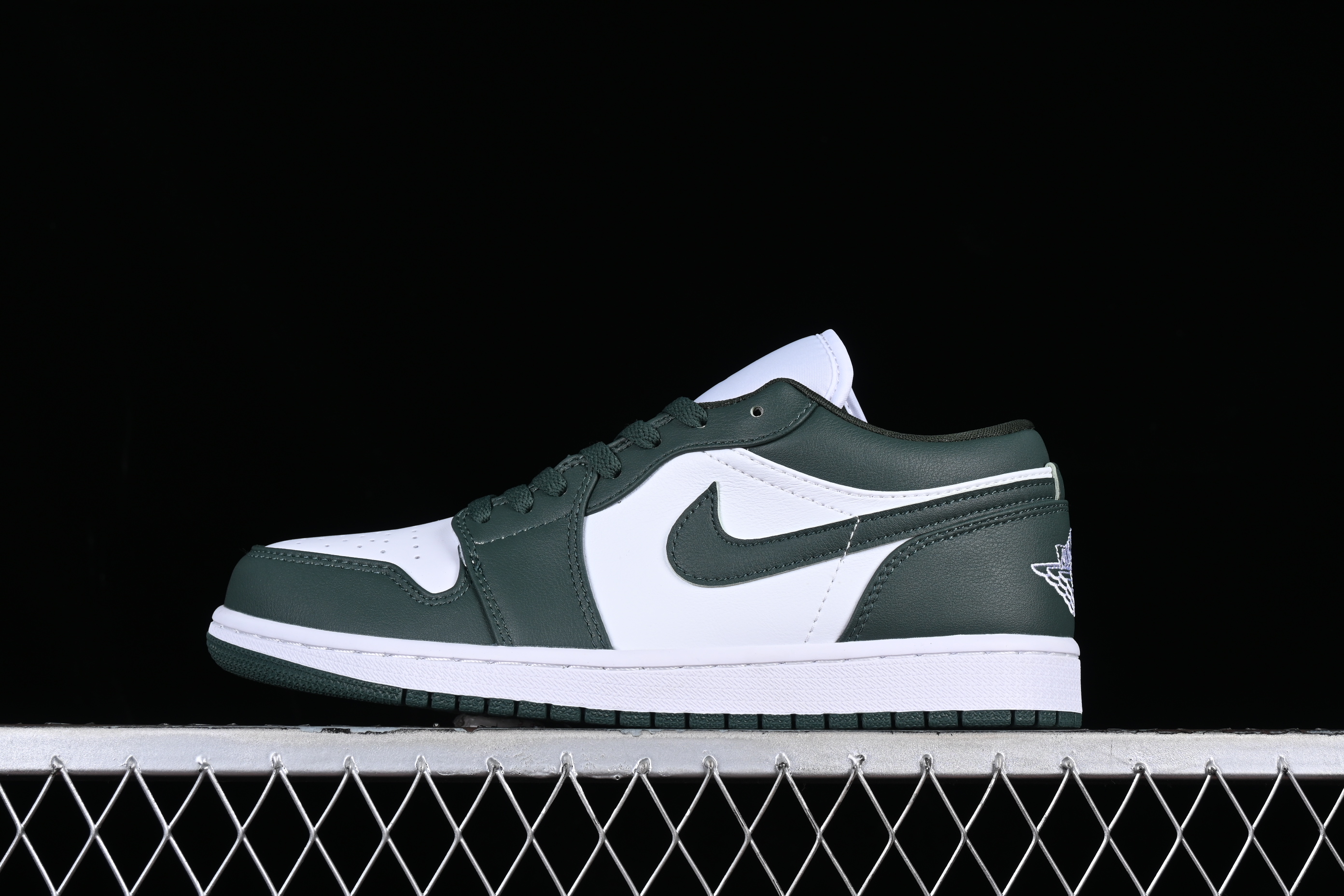 AJ1 low top