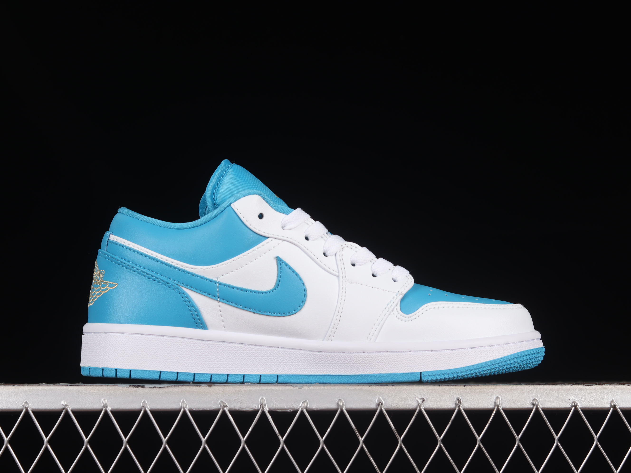 AJ1 low top