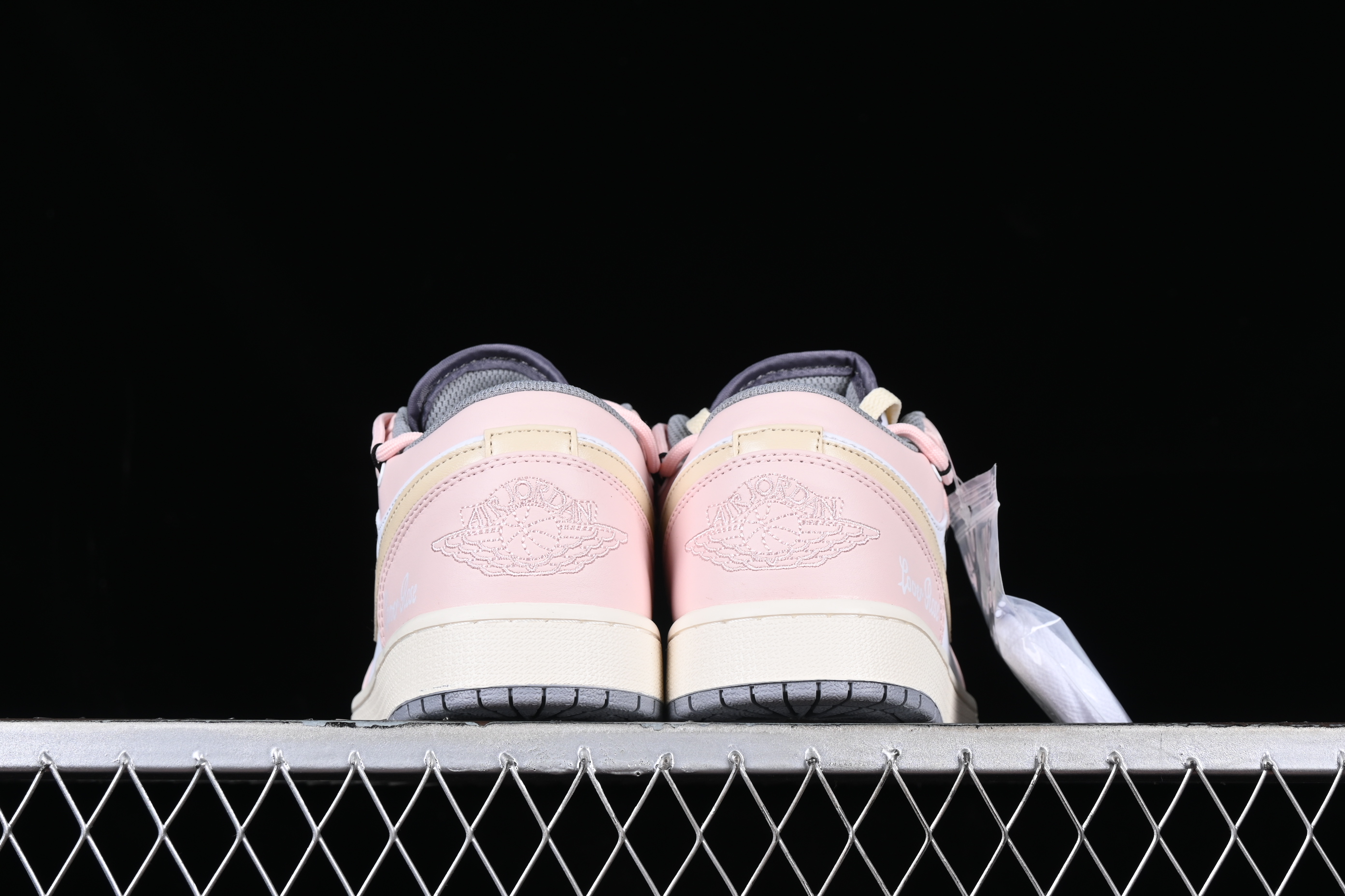 AJ1 low top