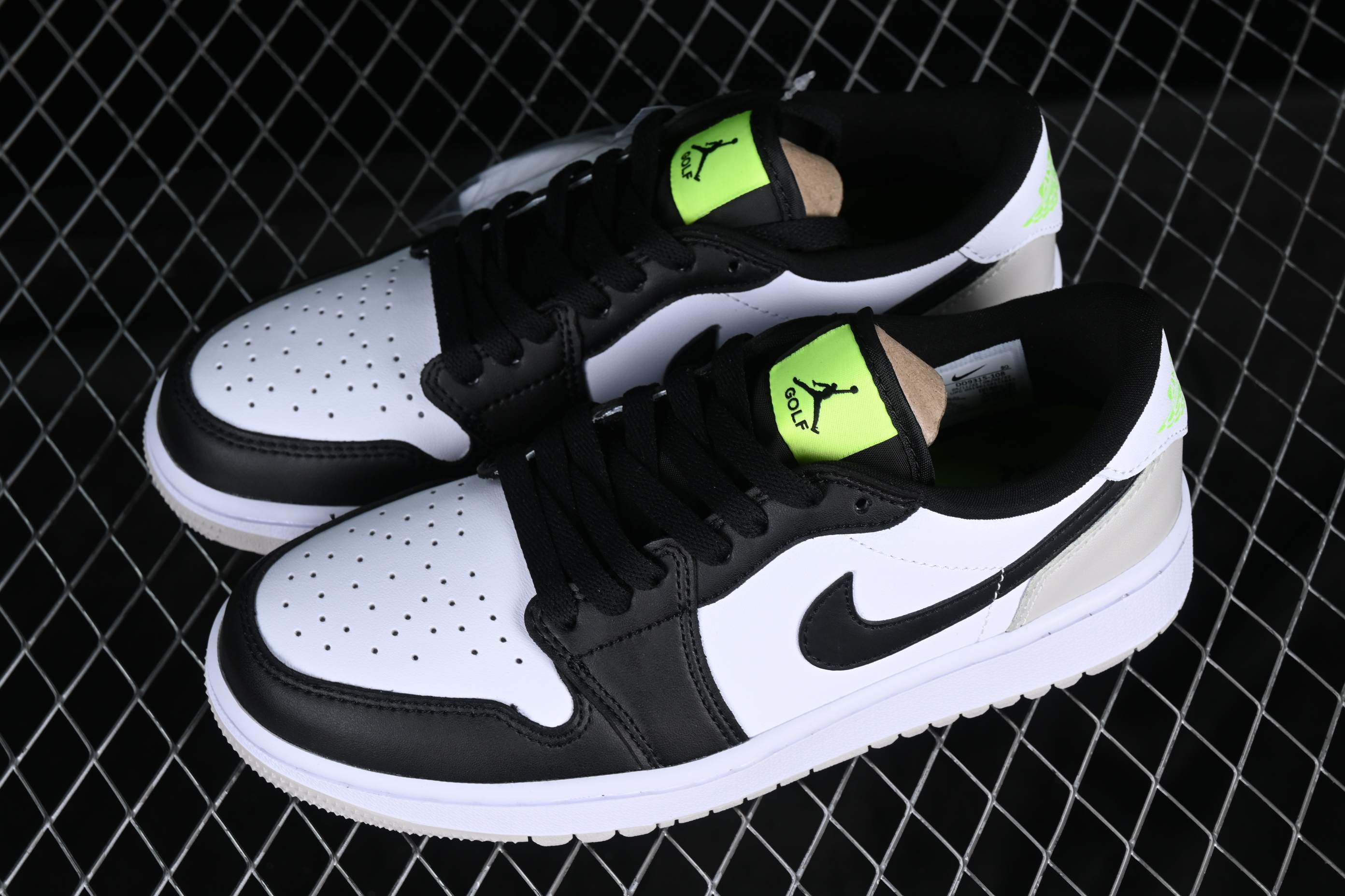 AJ1 low top
