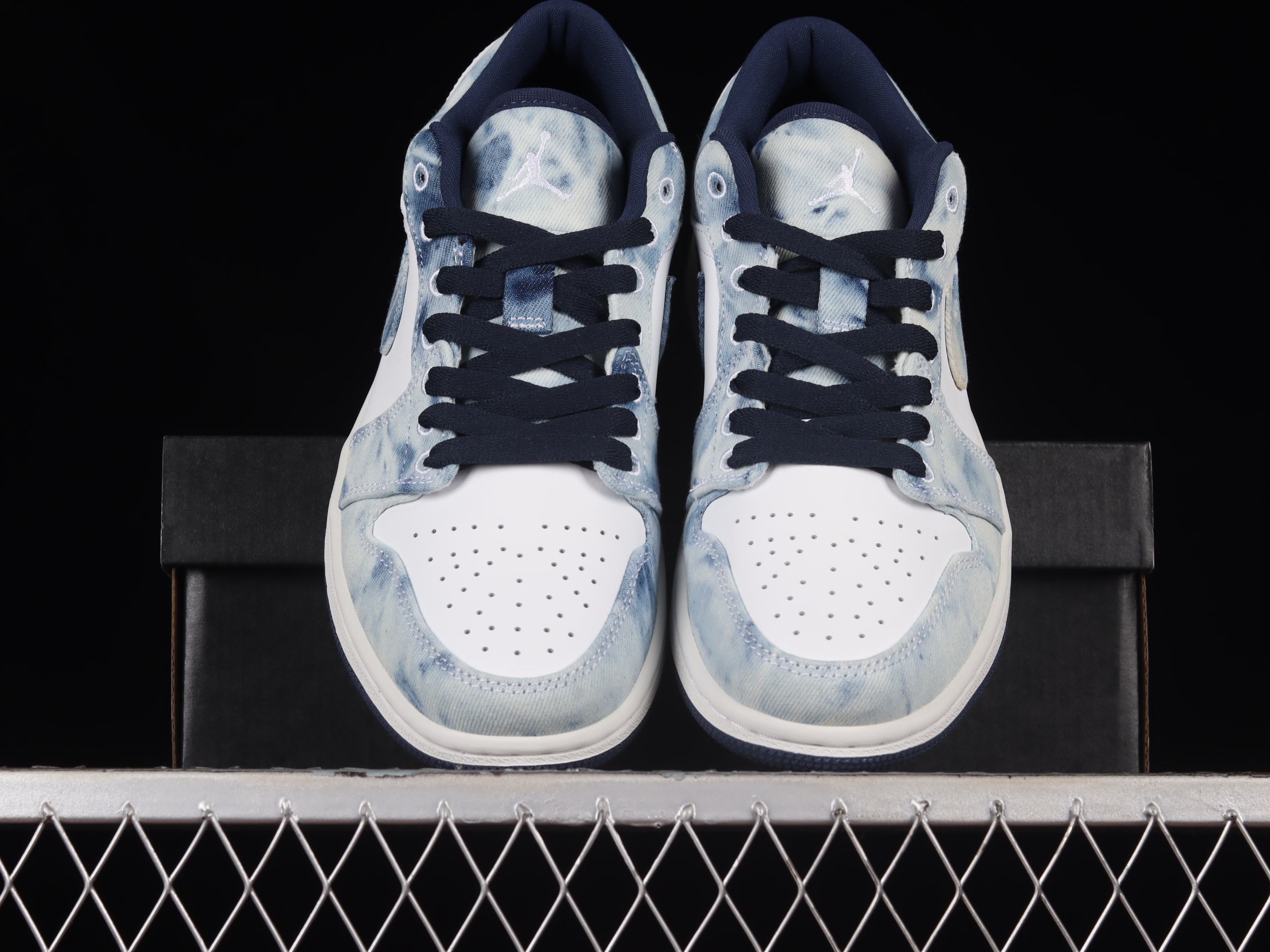 AJ1 low top