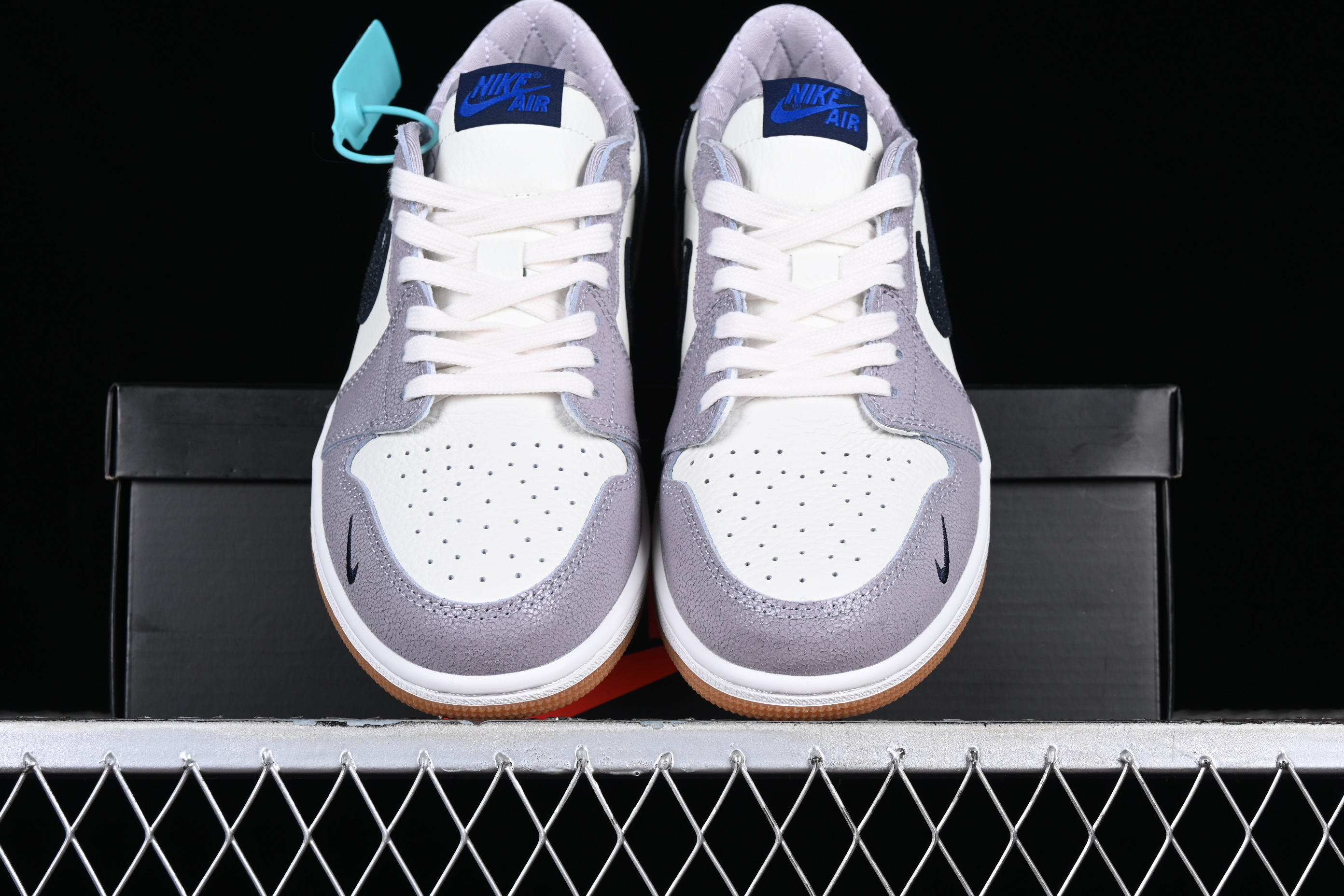 AJ1 low top