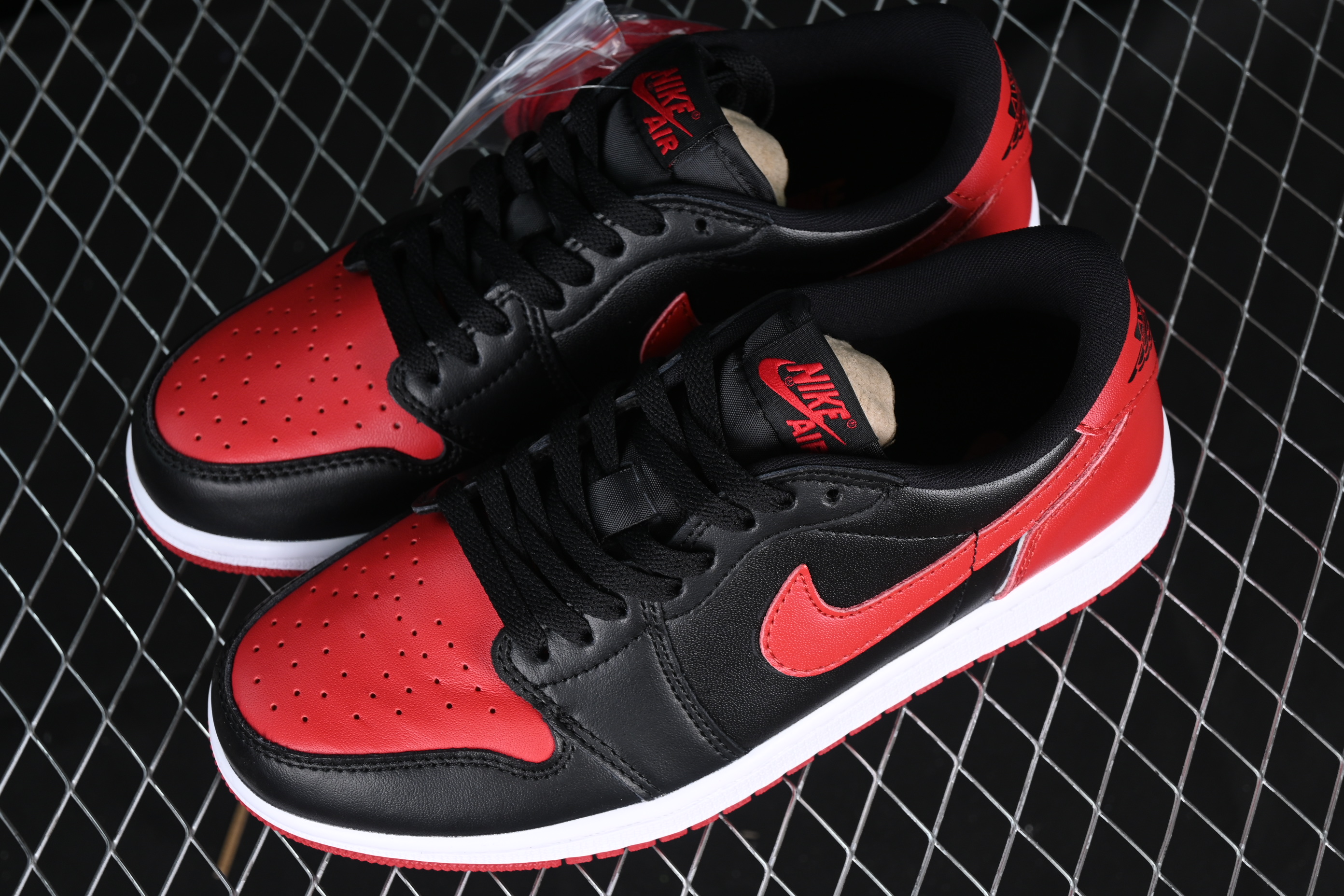 AJ1 low top