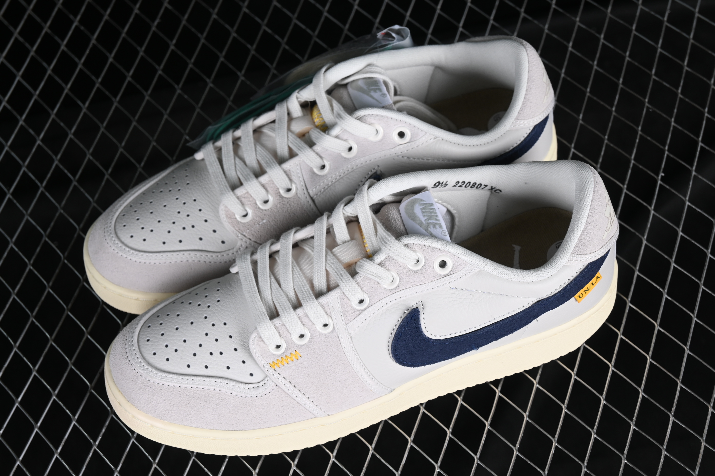 AJ1 low top