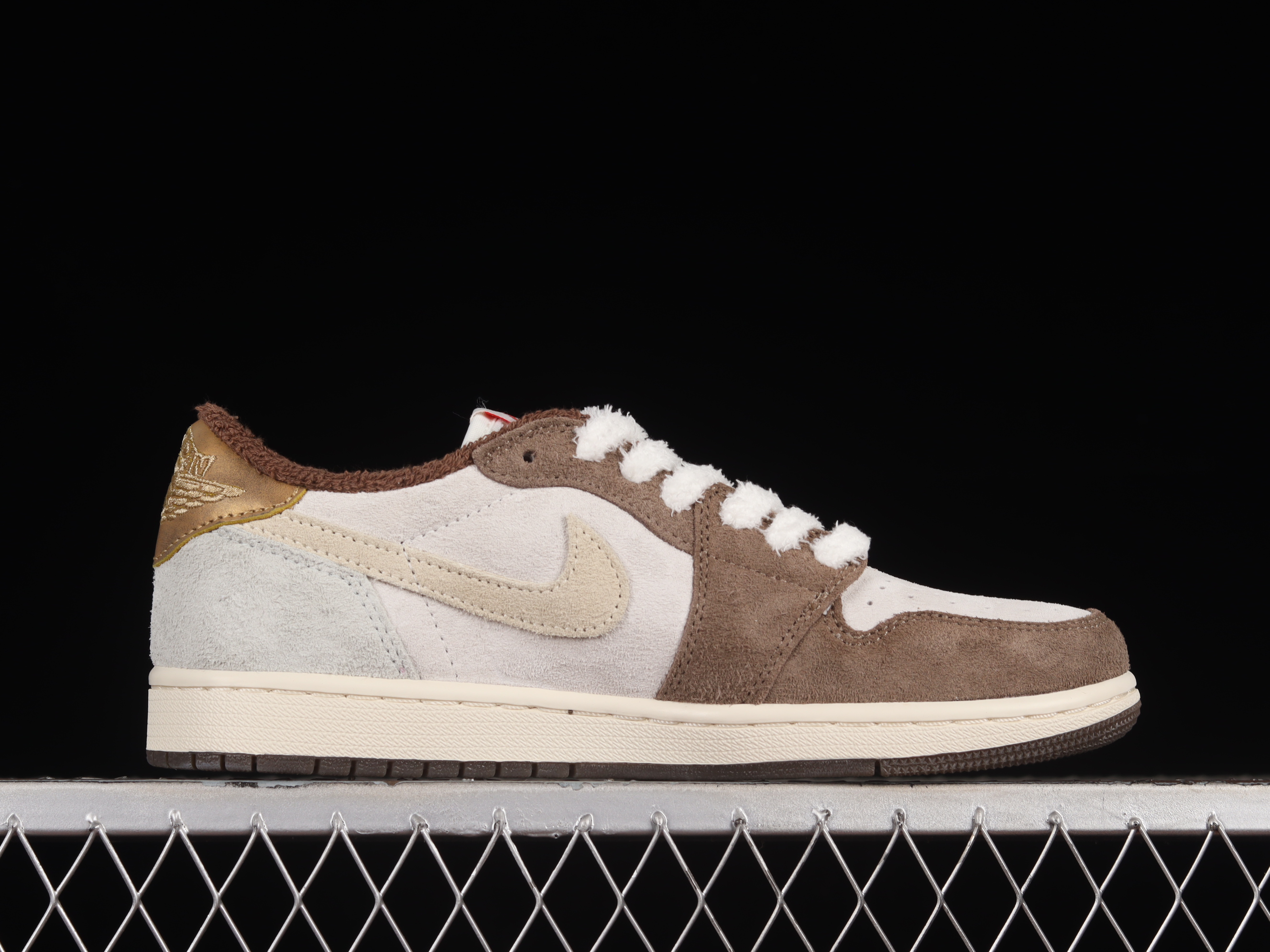 AJ1 low top