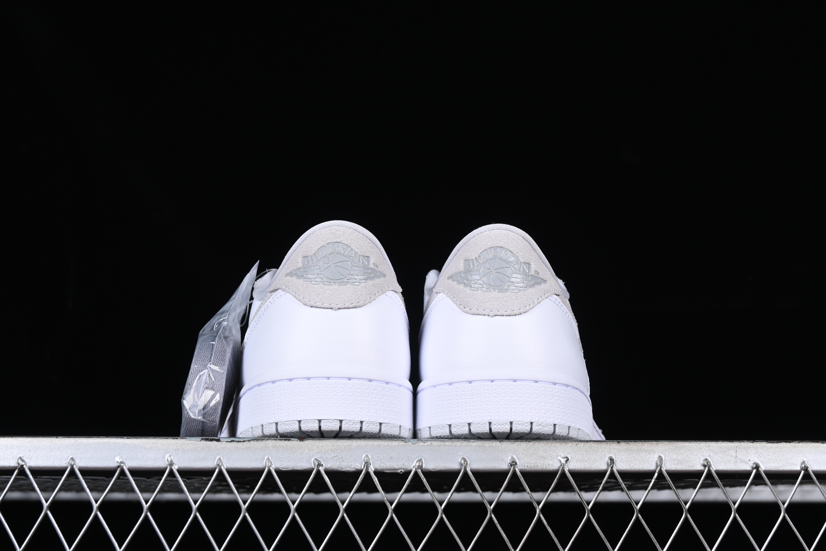 AJ1 low top