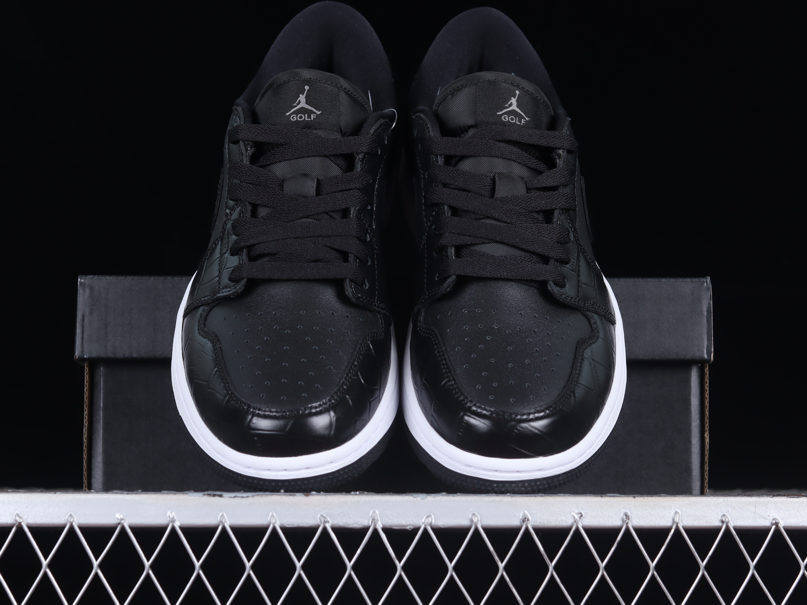 AJ1 low top