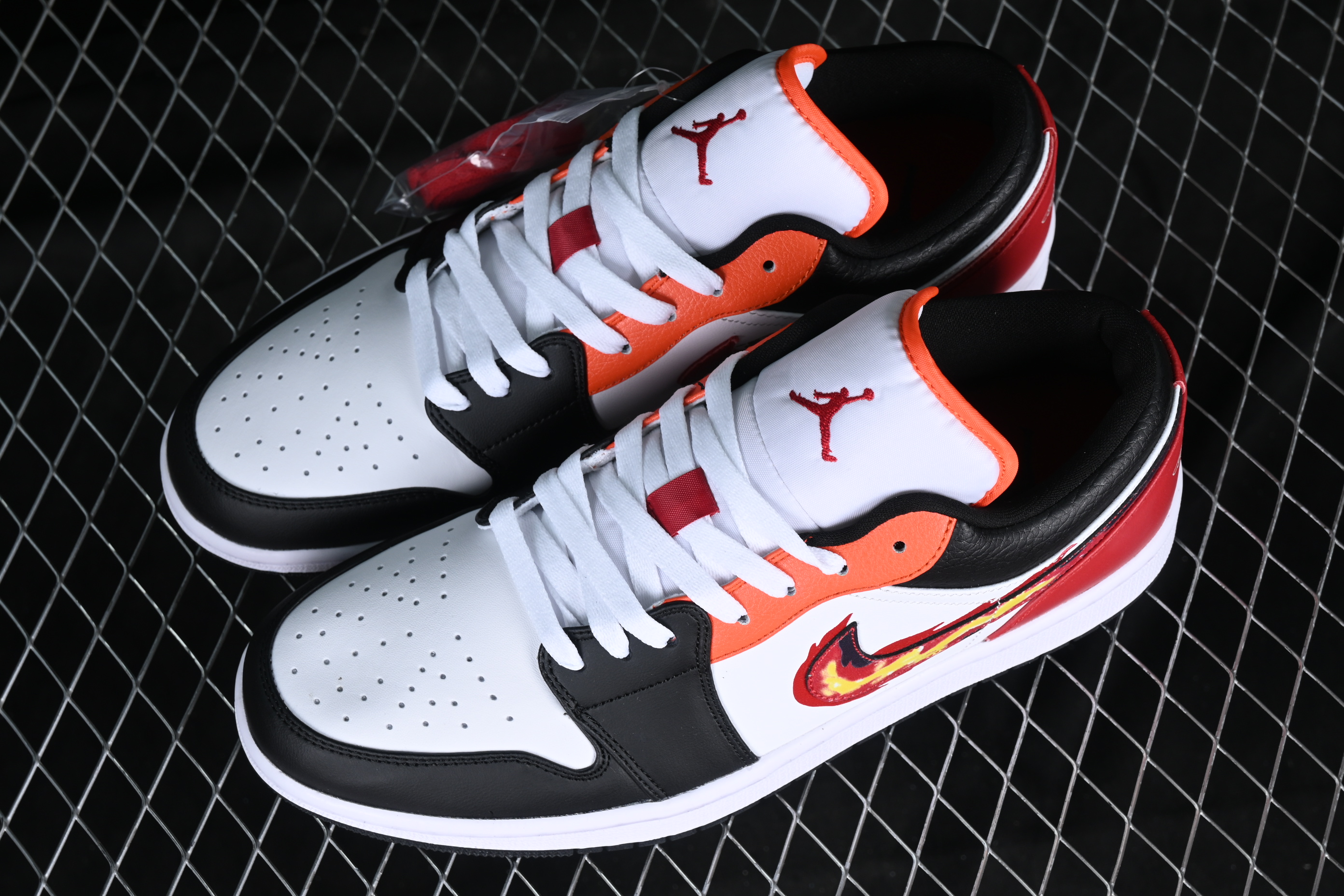 AJ1 low top