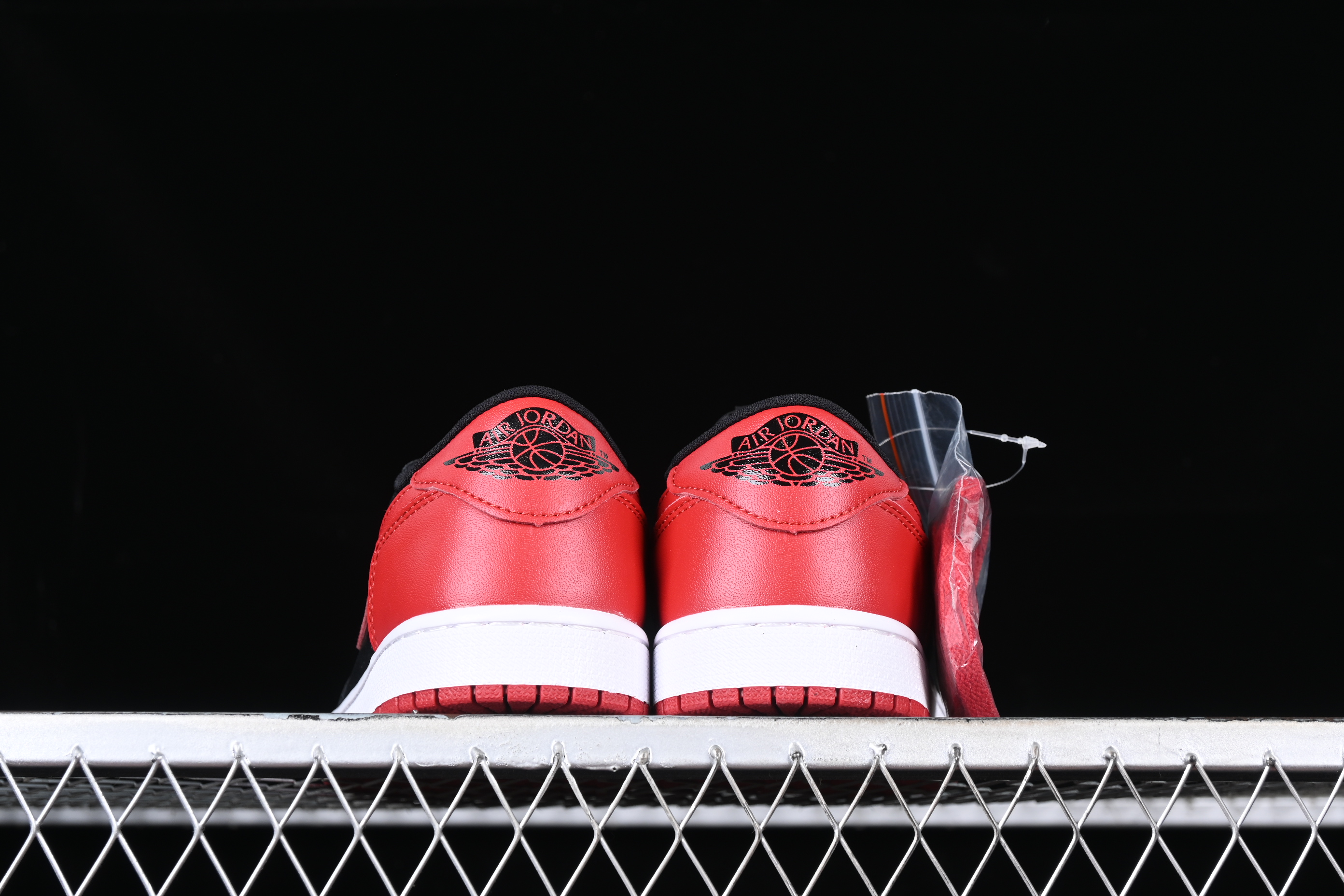 AJ1 low top