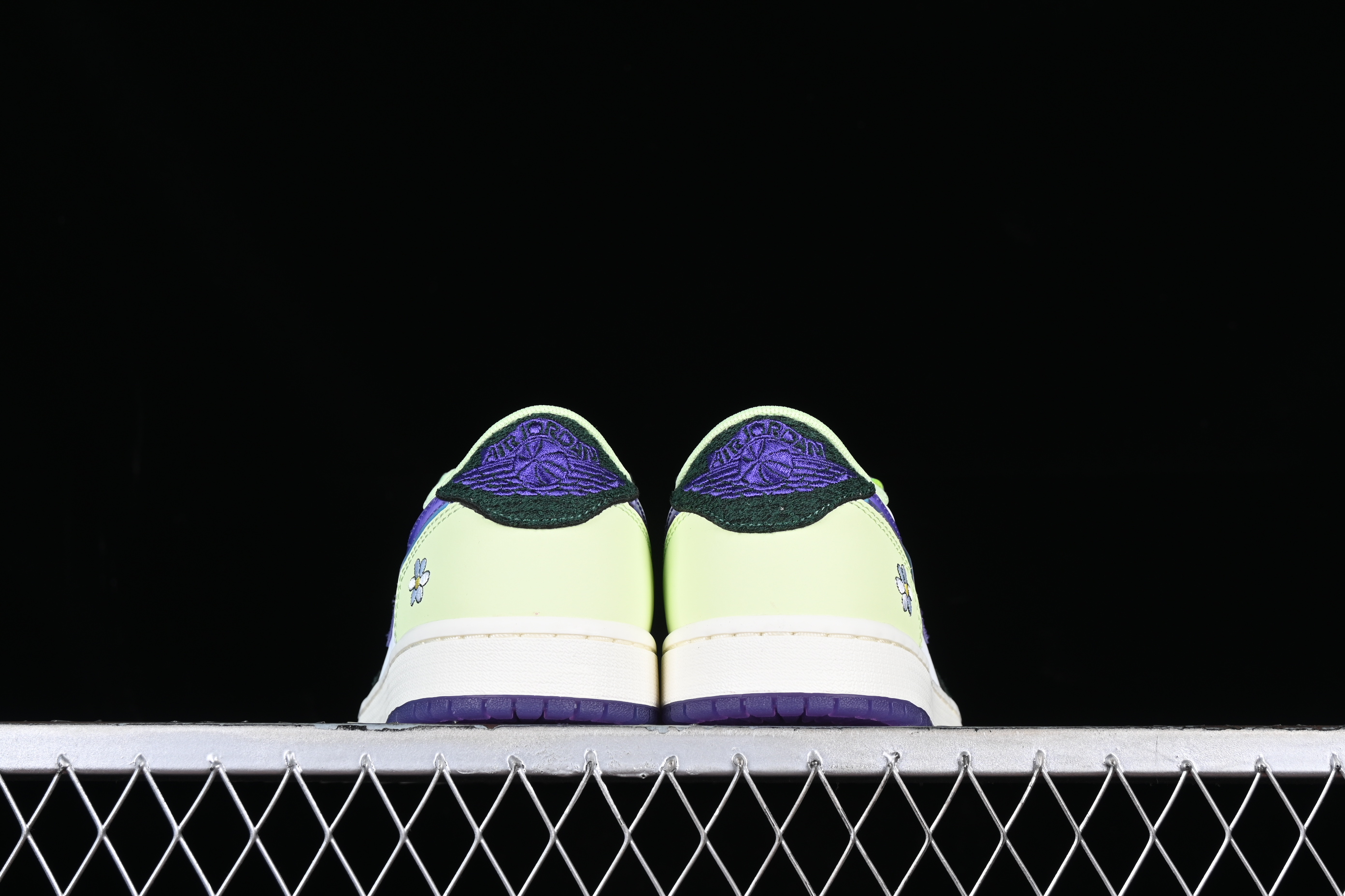 AJ1 low top