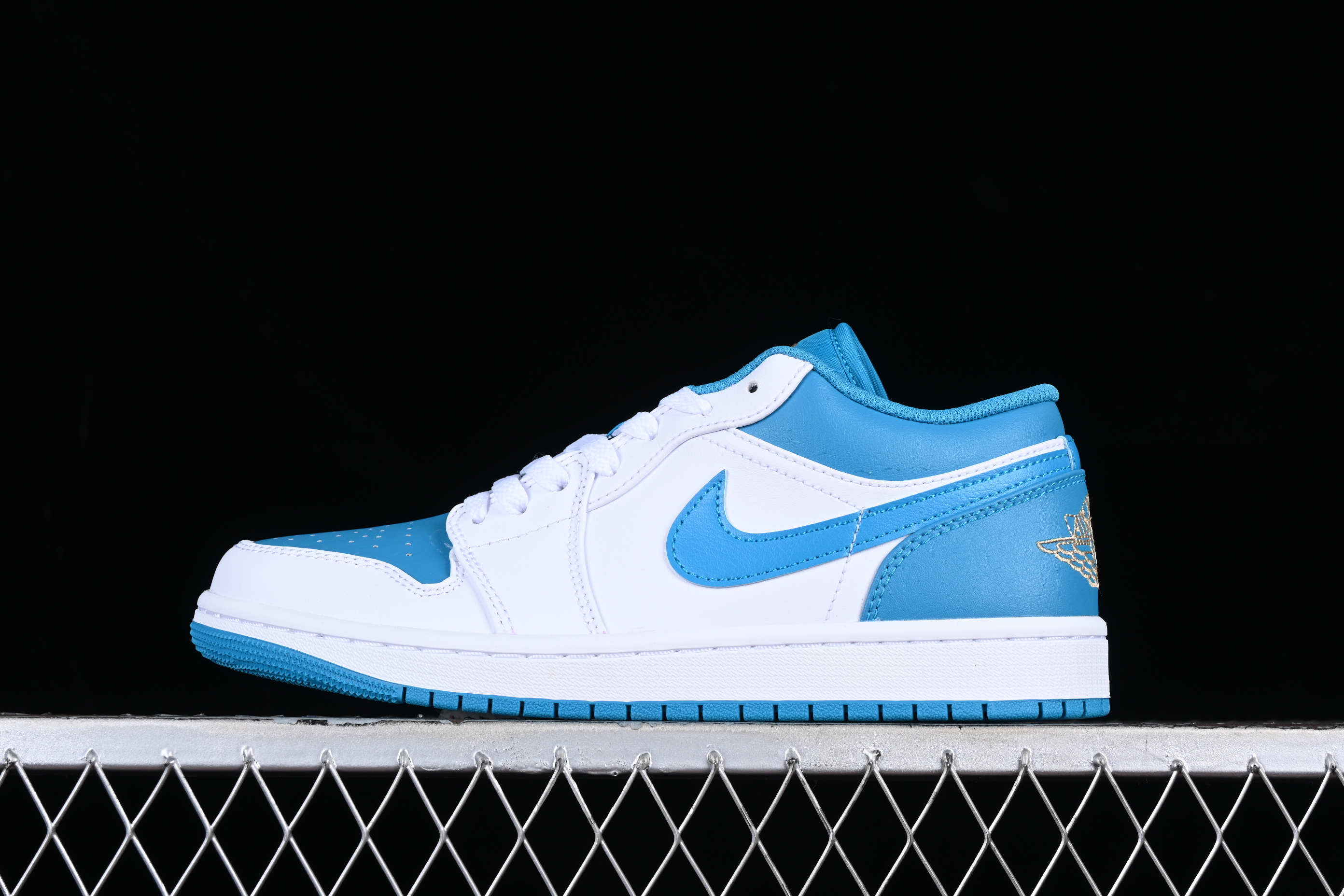 AJ1 low top