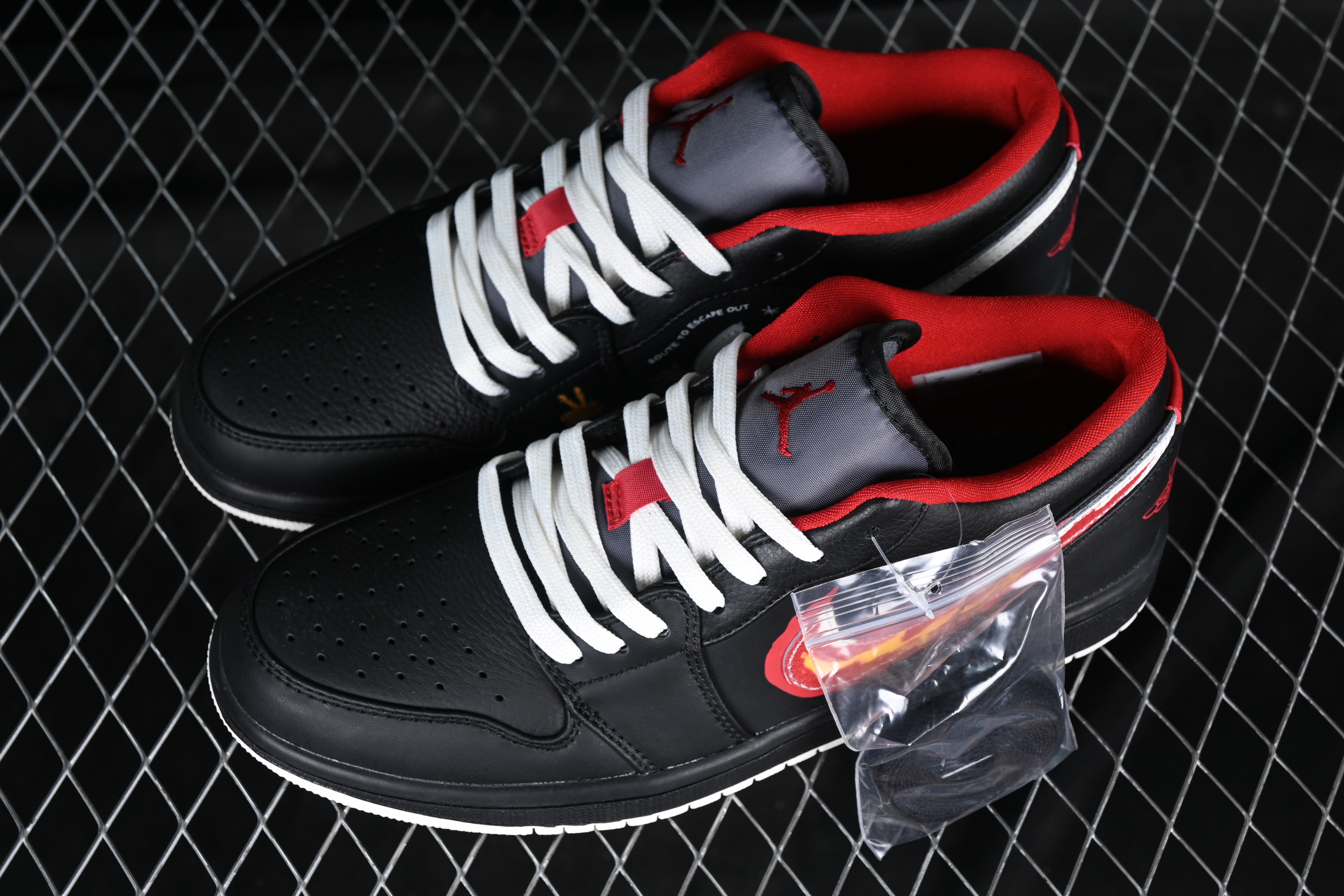 AJ1 low top