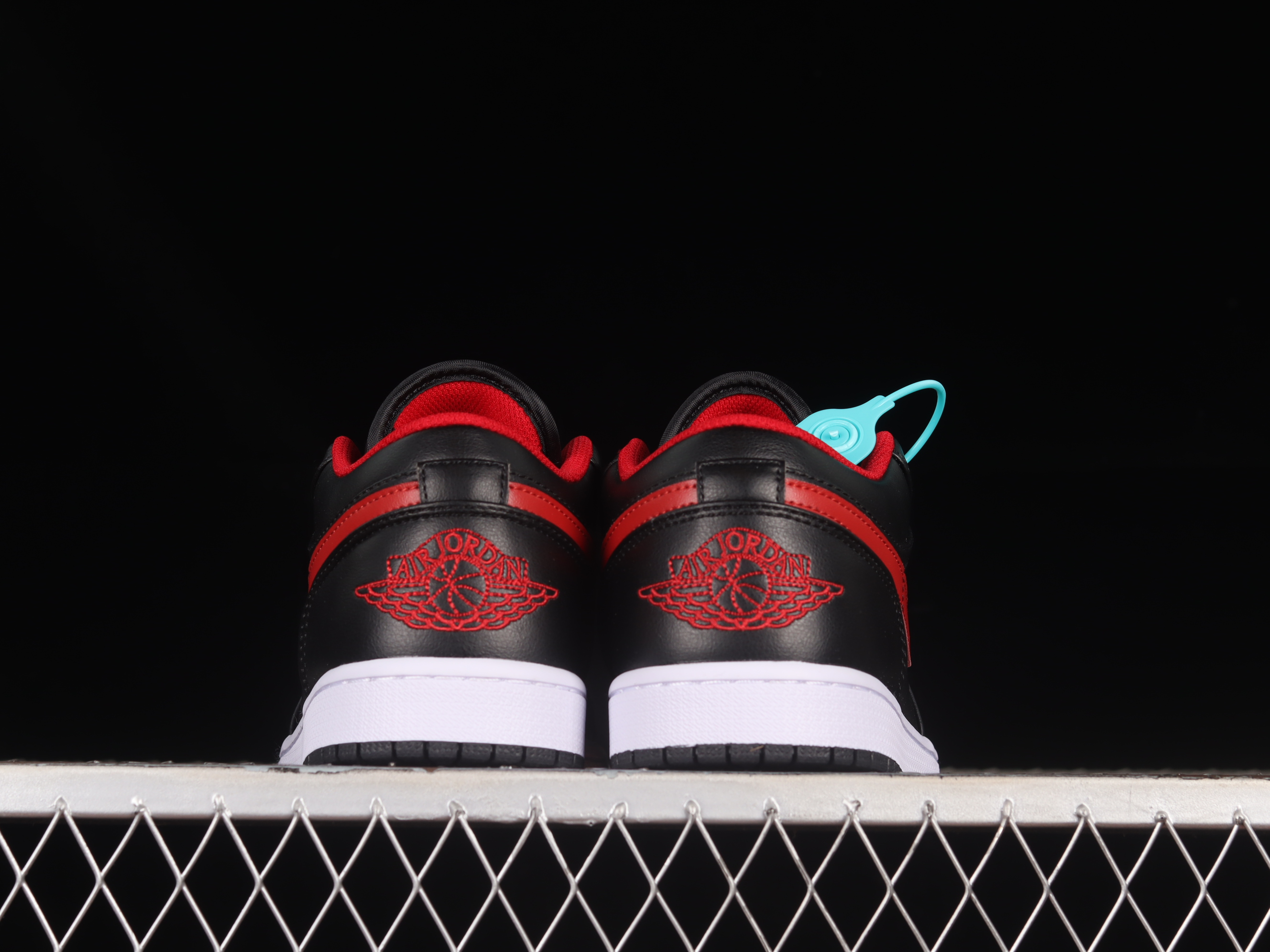 AJ1 low top