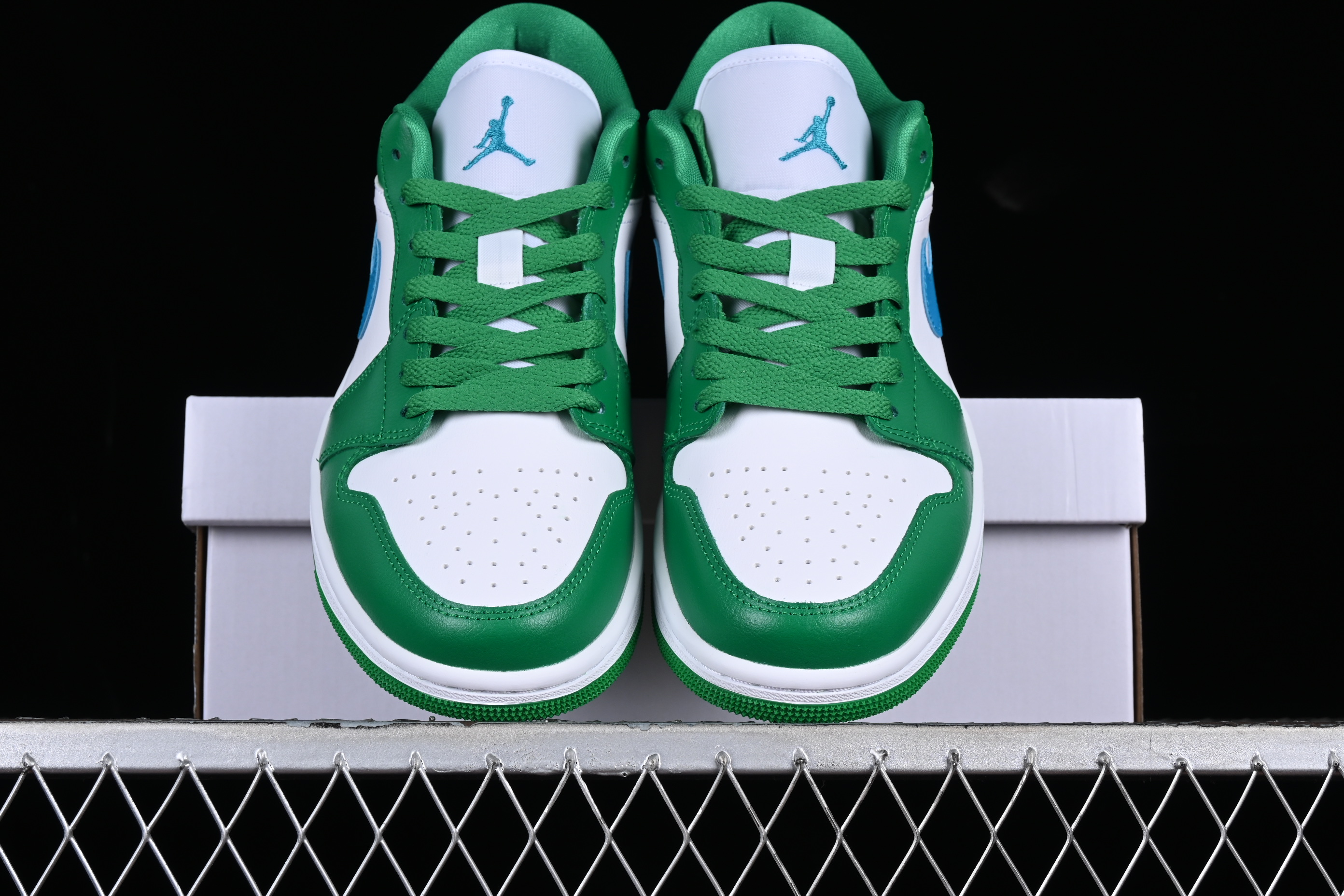 AJ1 low top