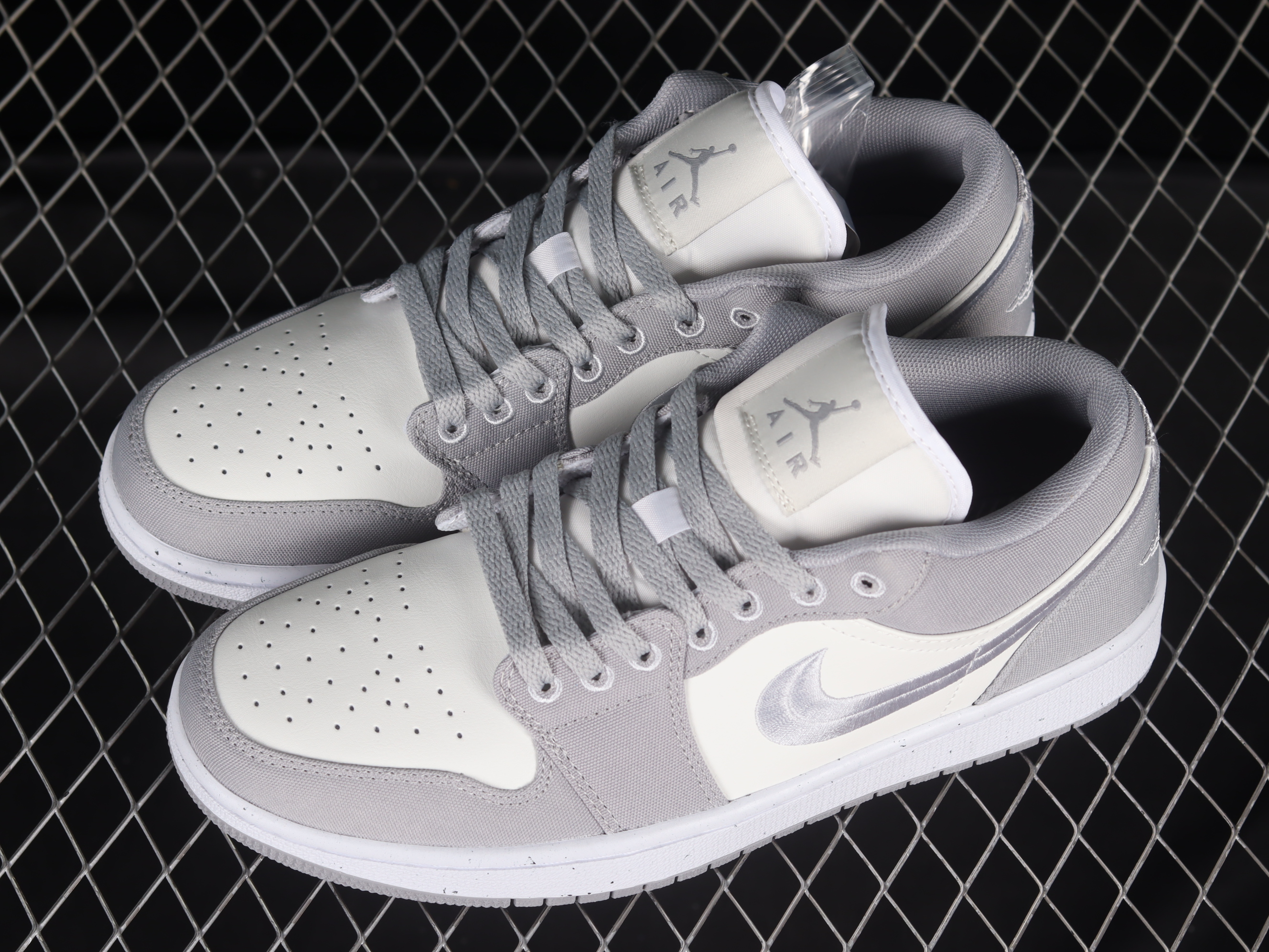 AJ1 low top