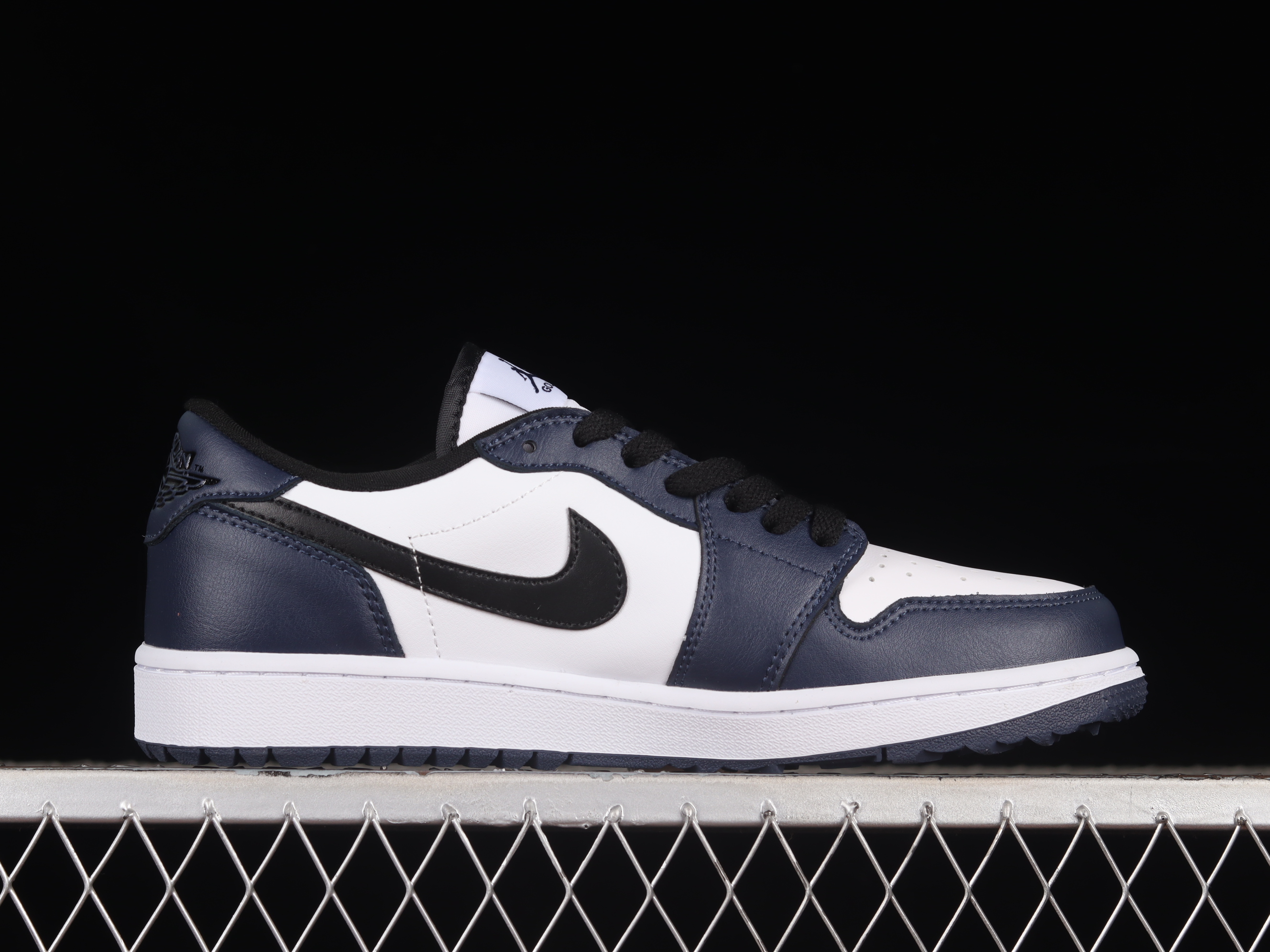 AJ1 low top