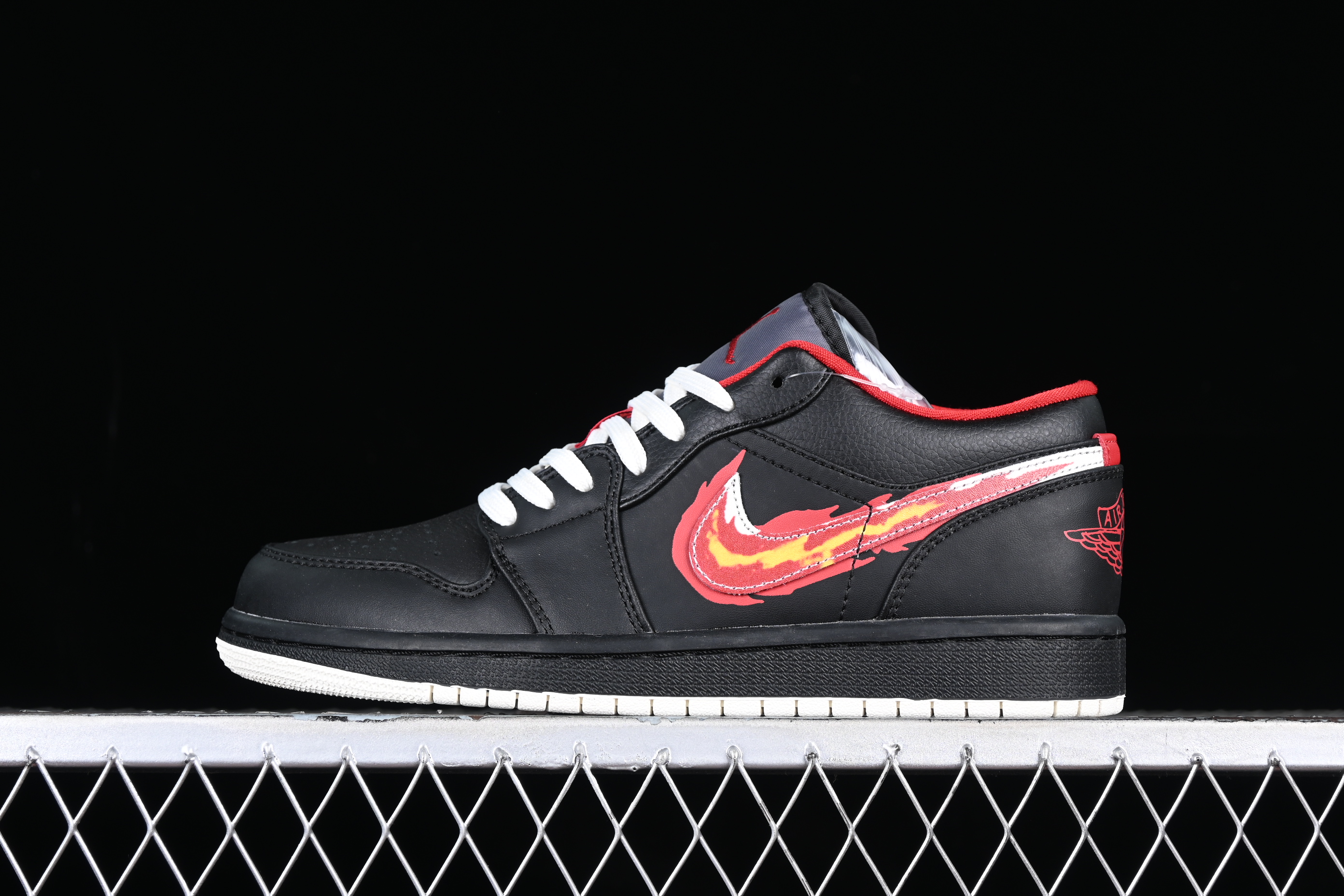 AJ1 low top